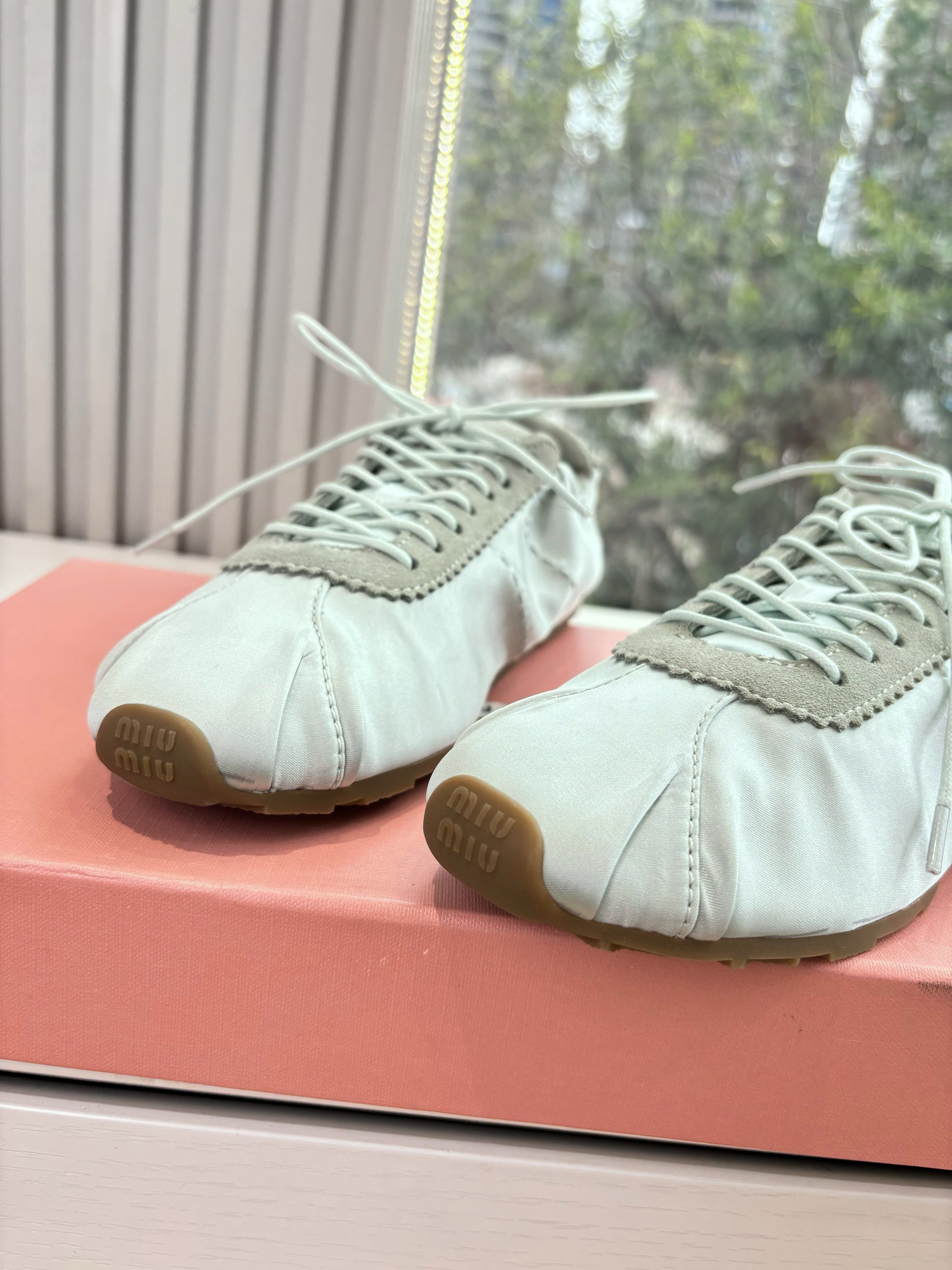 Miu Plume Sneakers Light Sage Satin Suede 549134