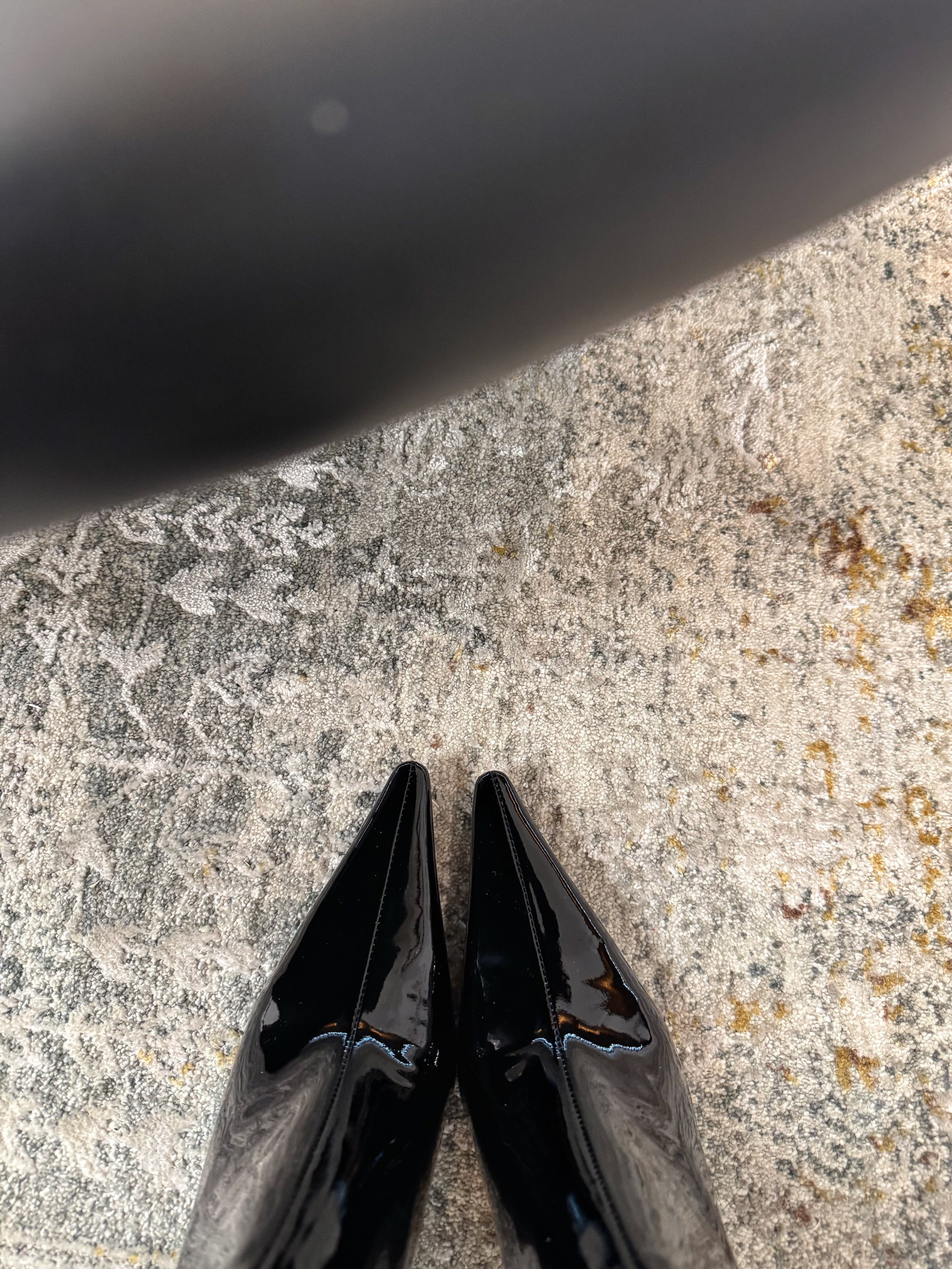 YSL 2025 Short Boot Black Patent Leather 571303