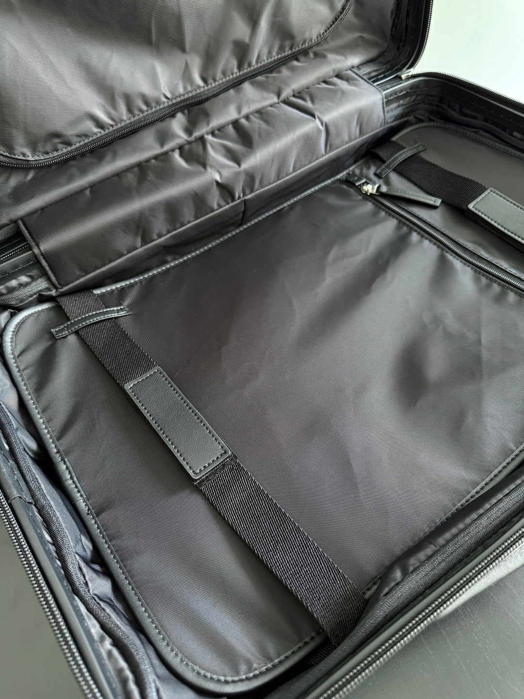 BV 25 Odyssey Cabin Suitcase Seaweed Polycarbonate & Intreccio Pattern