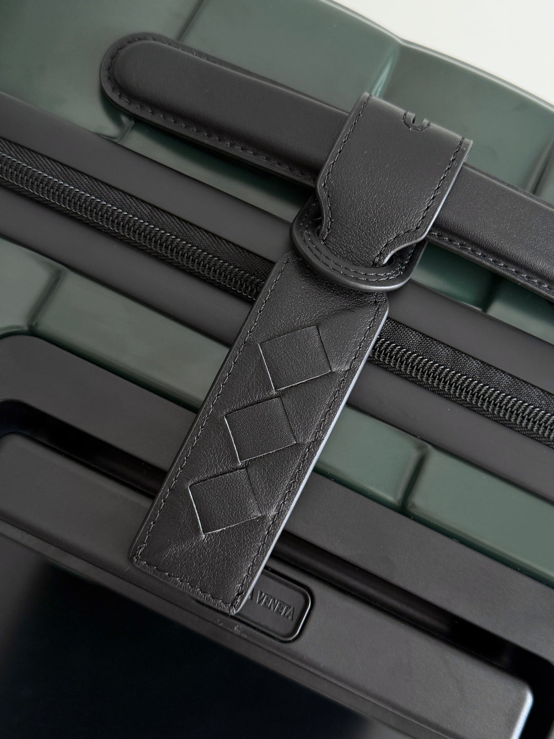 BV 25 Odyssey Cabin Suitcase Seaweed Polycarbonate & Intreccio Pattern