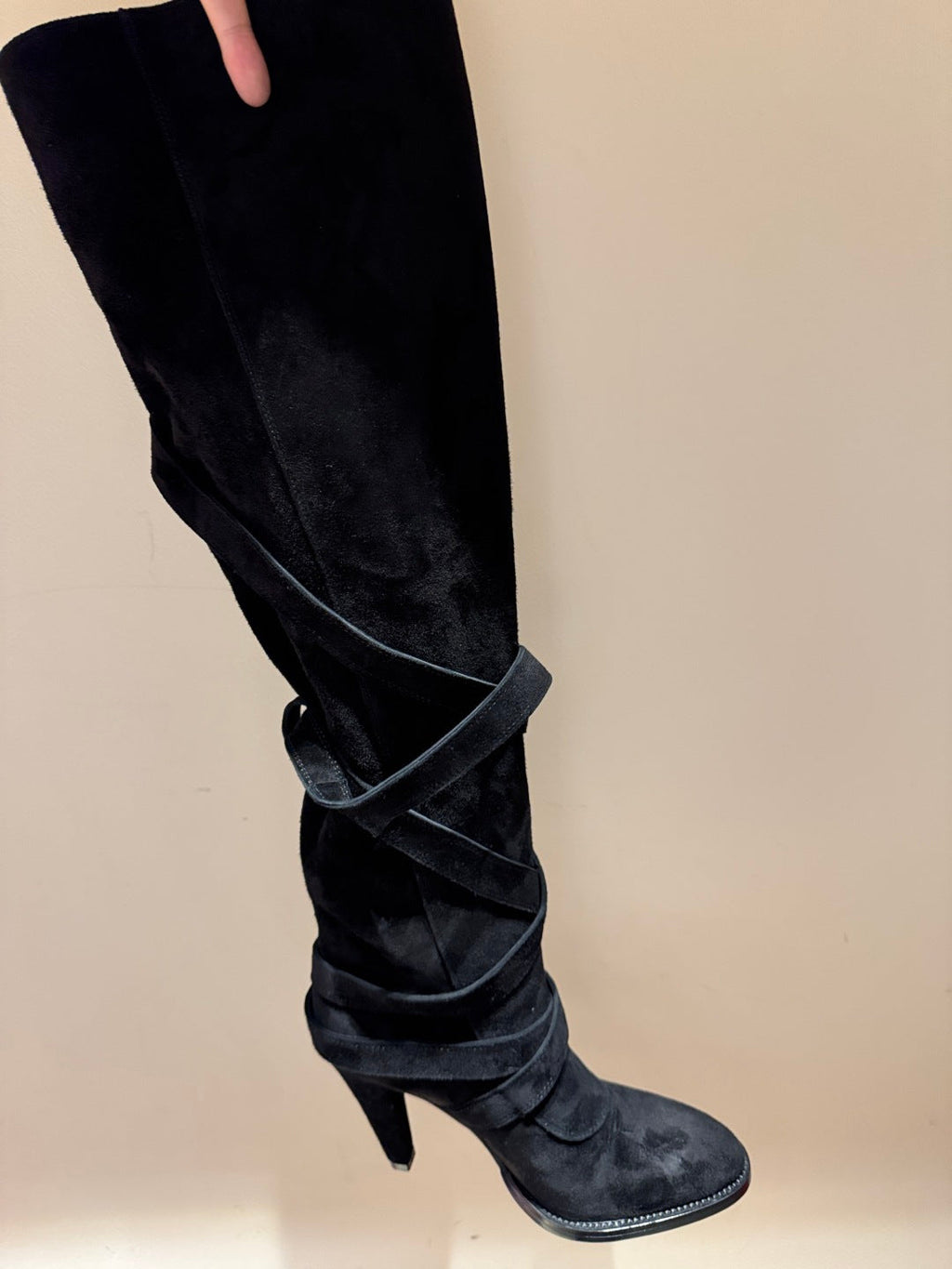 YSL 2025 Round-toe Straight-leg Martin Boot Black Suede 574007