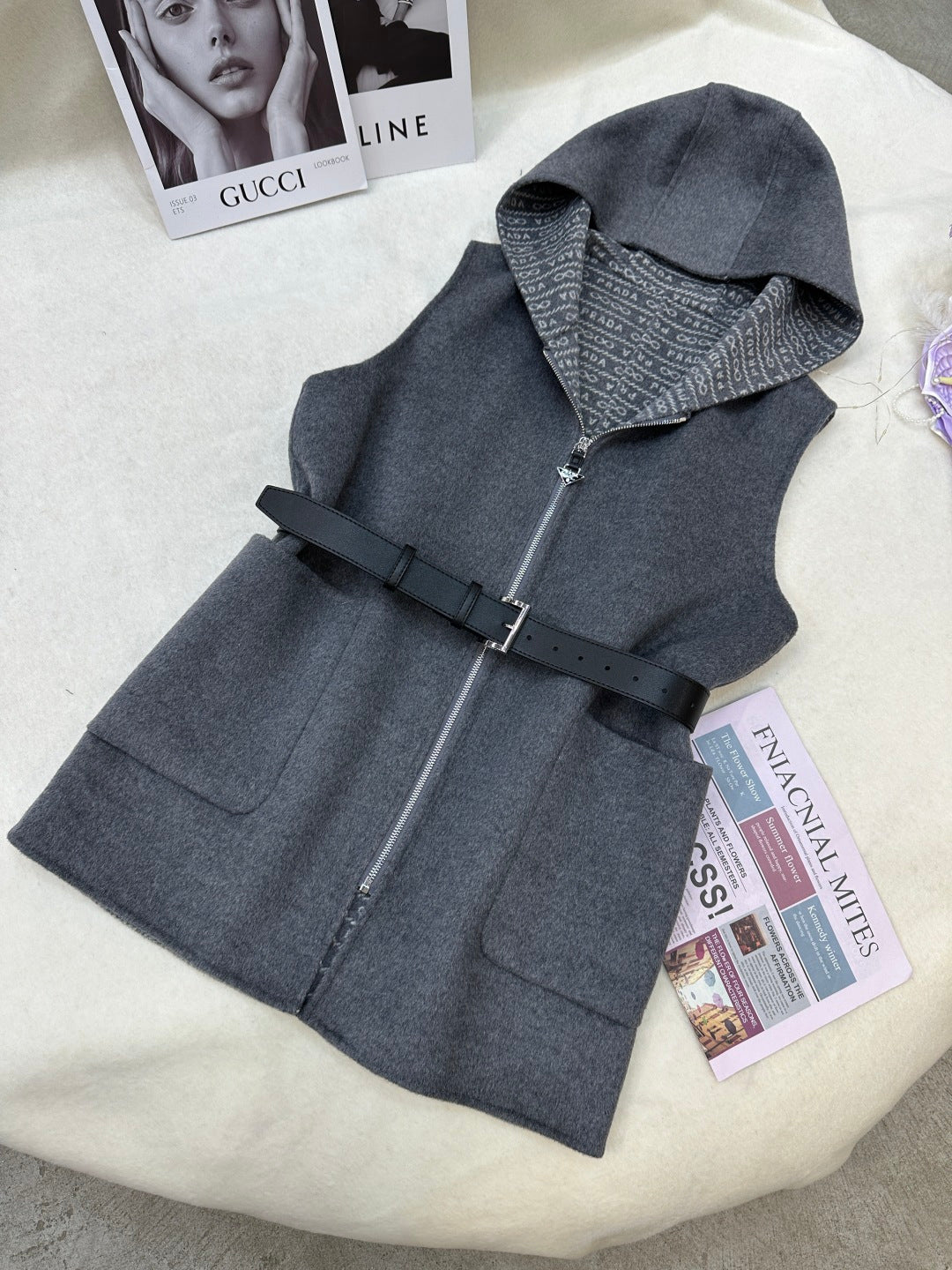 Prada 25 Hooded Vest Gray Wool 637337