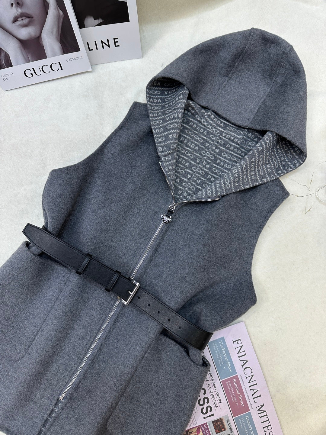 Prada 25 Hooded Vest Gray Wool 637337