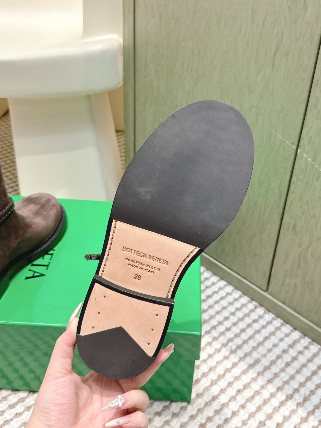 BV James Ankle Boot Coffee Brown Suede 548535