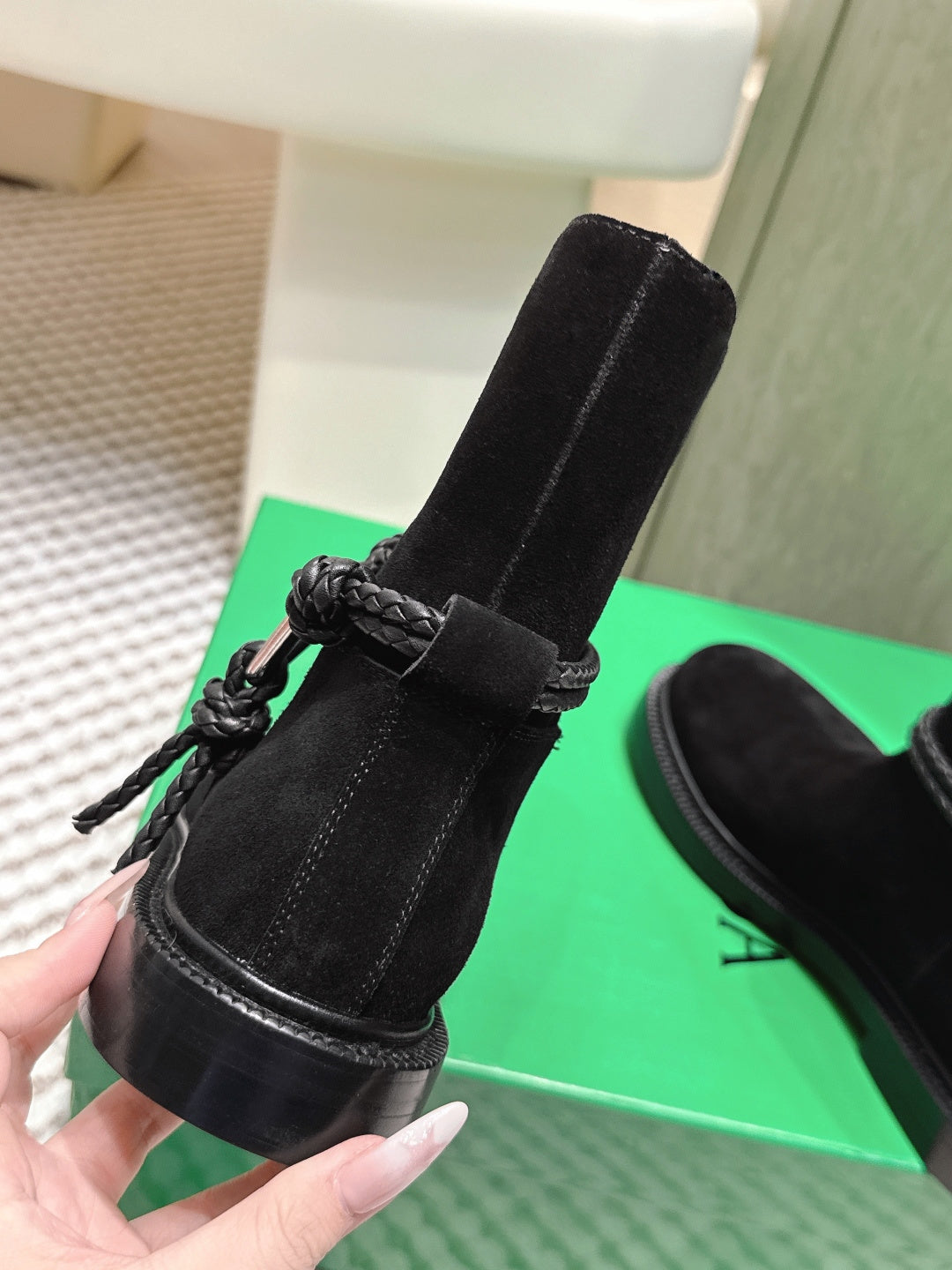 BV James Ankle Boot Black Suede 548537