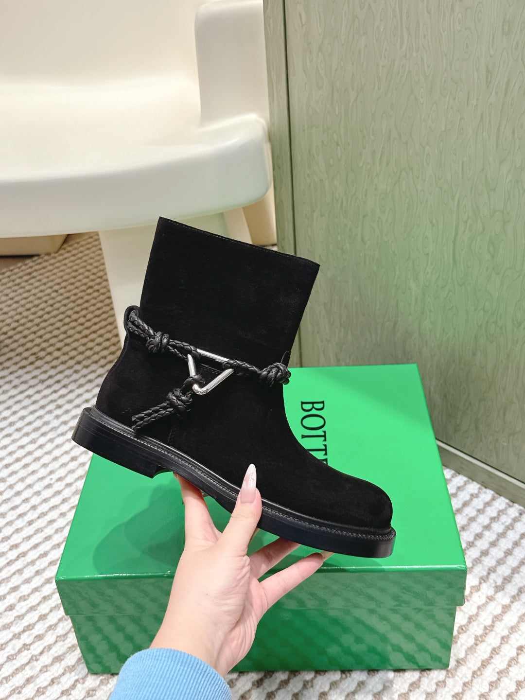 BV James Ankle Boot Black Suede 548537