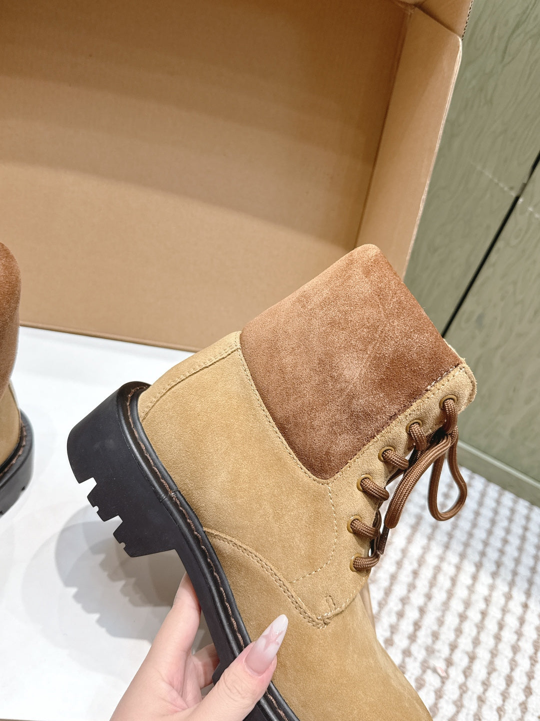 Loewe 2025 Sierra Ankle Boot Tan Black Suede 556050