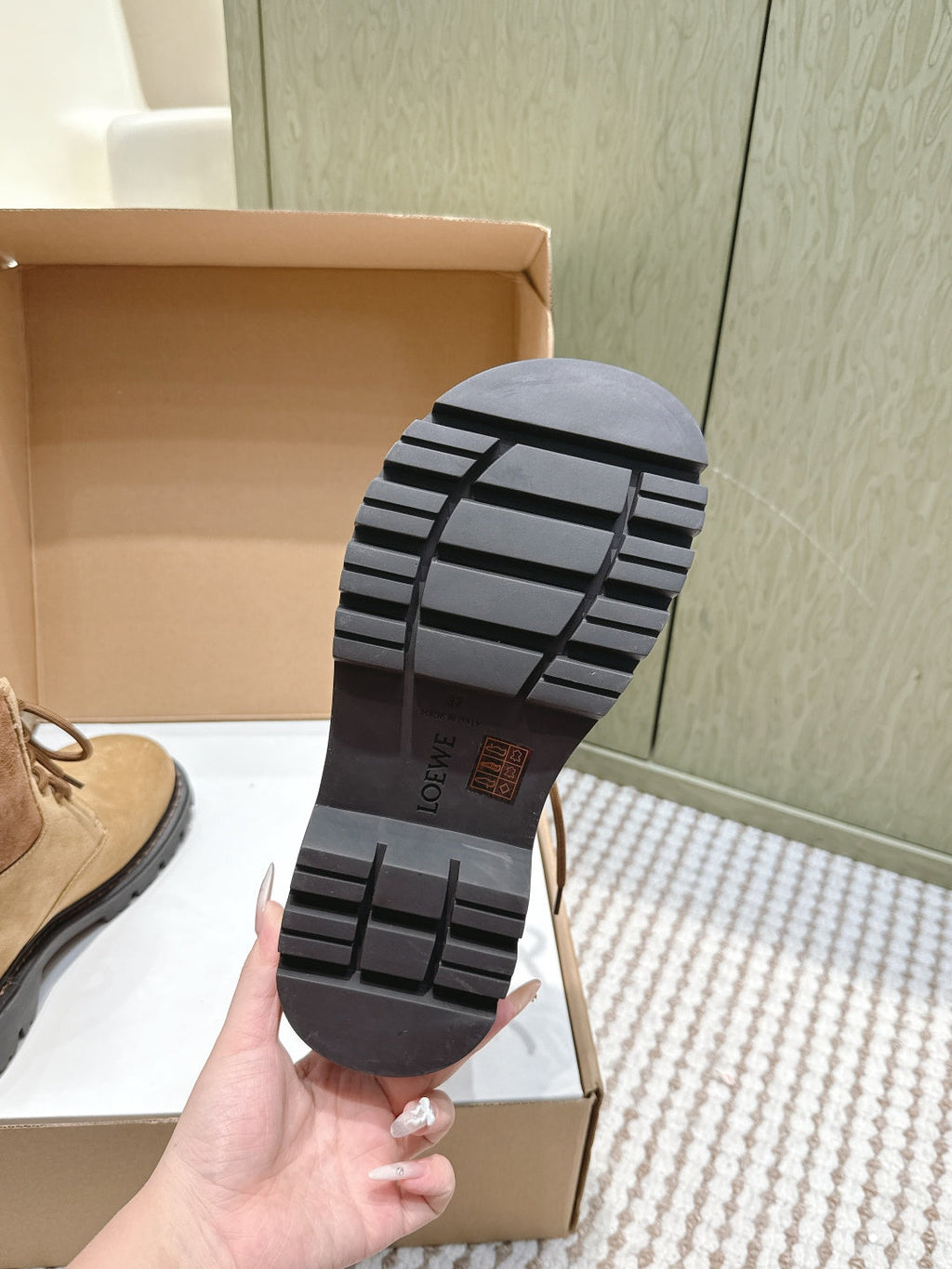 Loewe 2025 Sierra Ankle Boot Tan Black Suede 556050