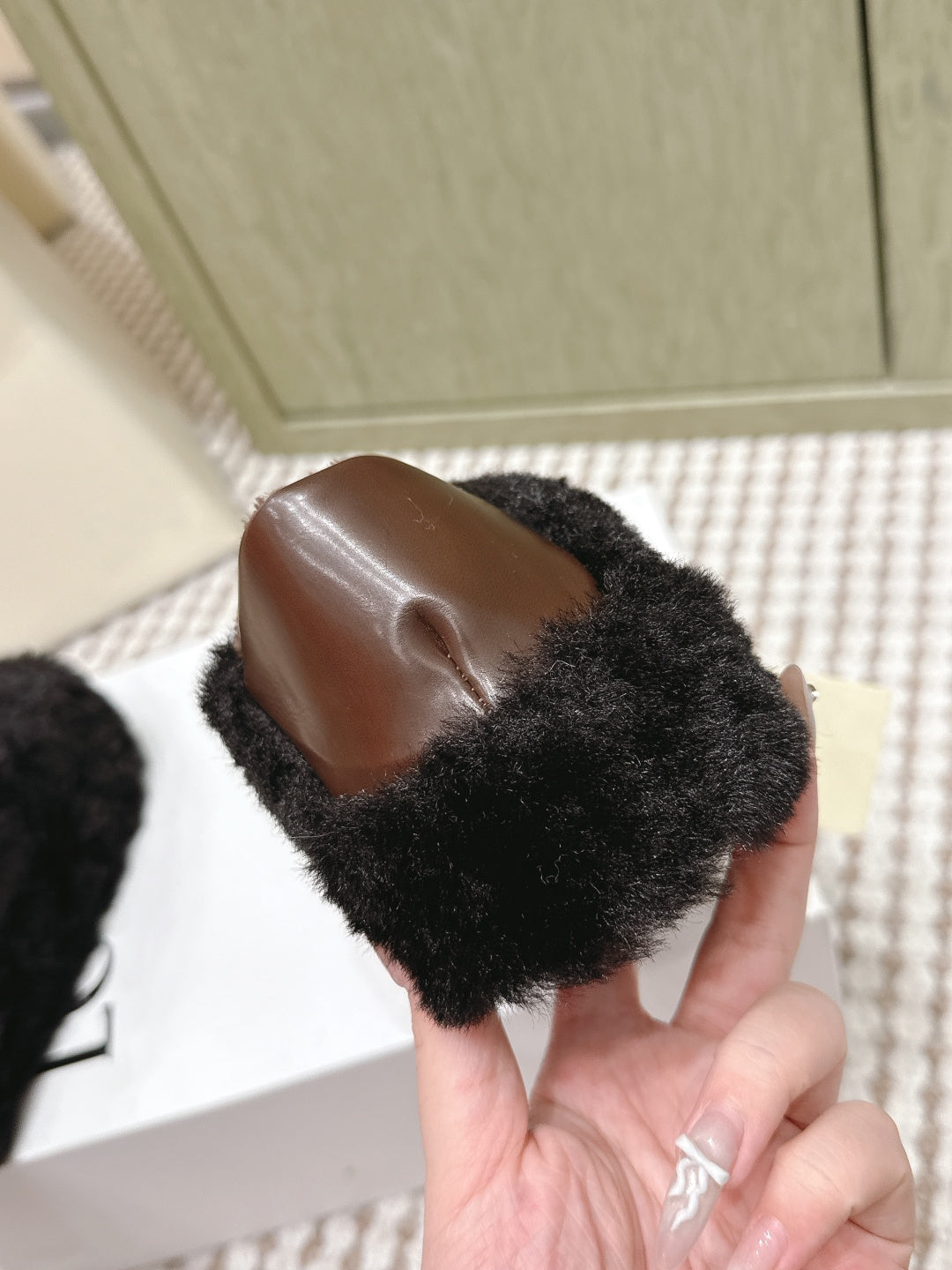 Loewe 2025 Slipper With A Buckle Strap Black Fur Leather 556052