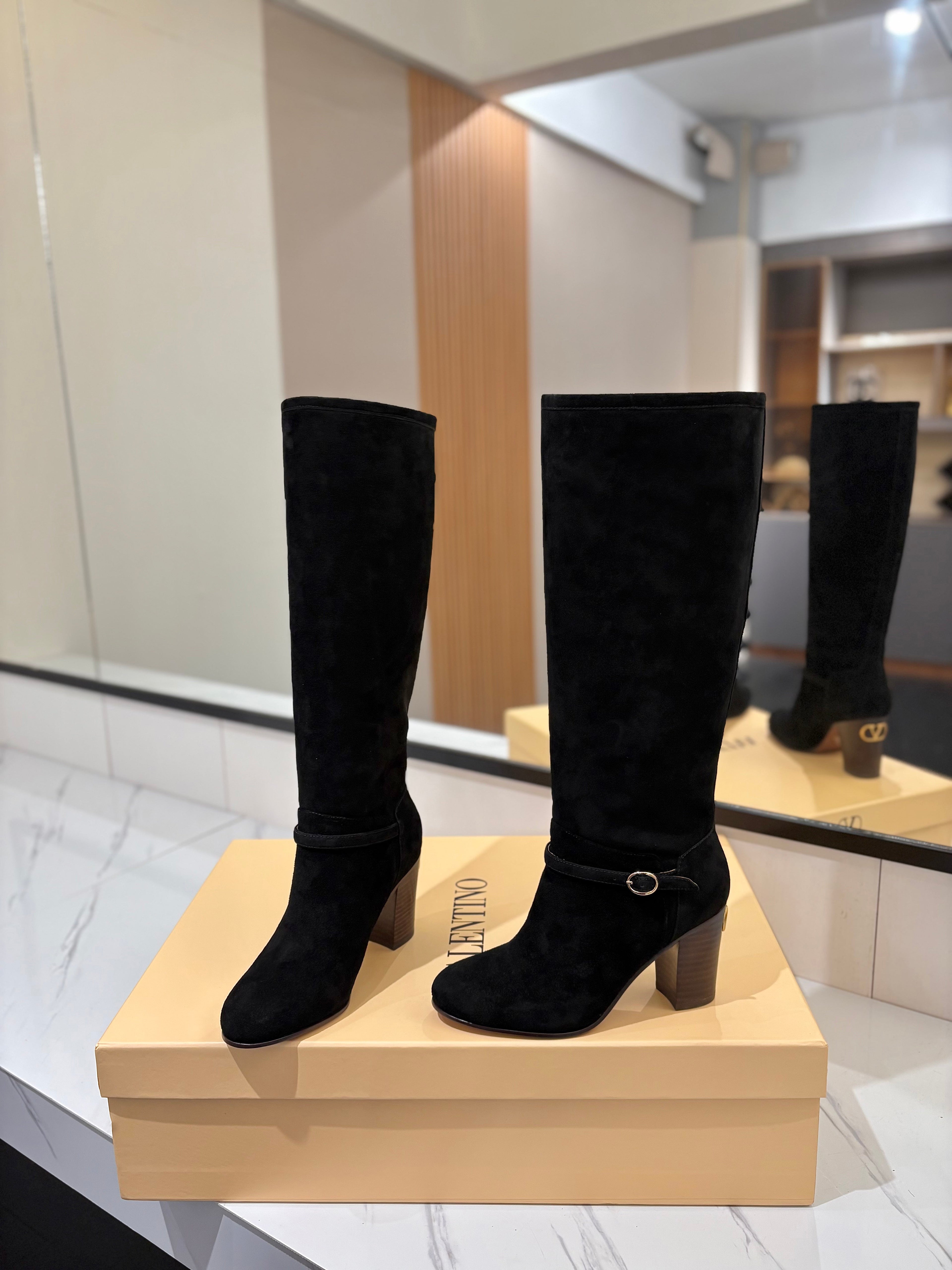 Valentino 2025 Pattie High Boot Black Suede 560740