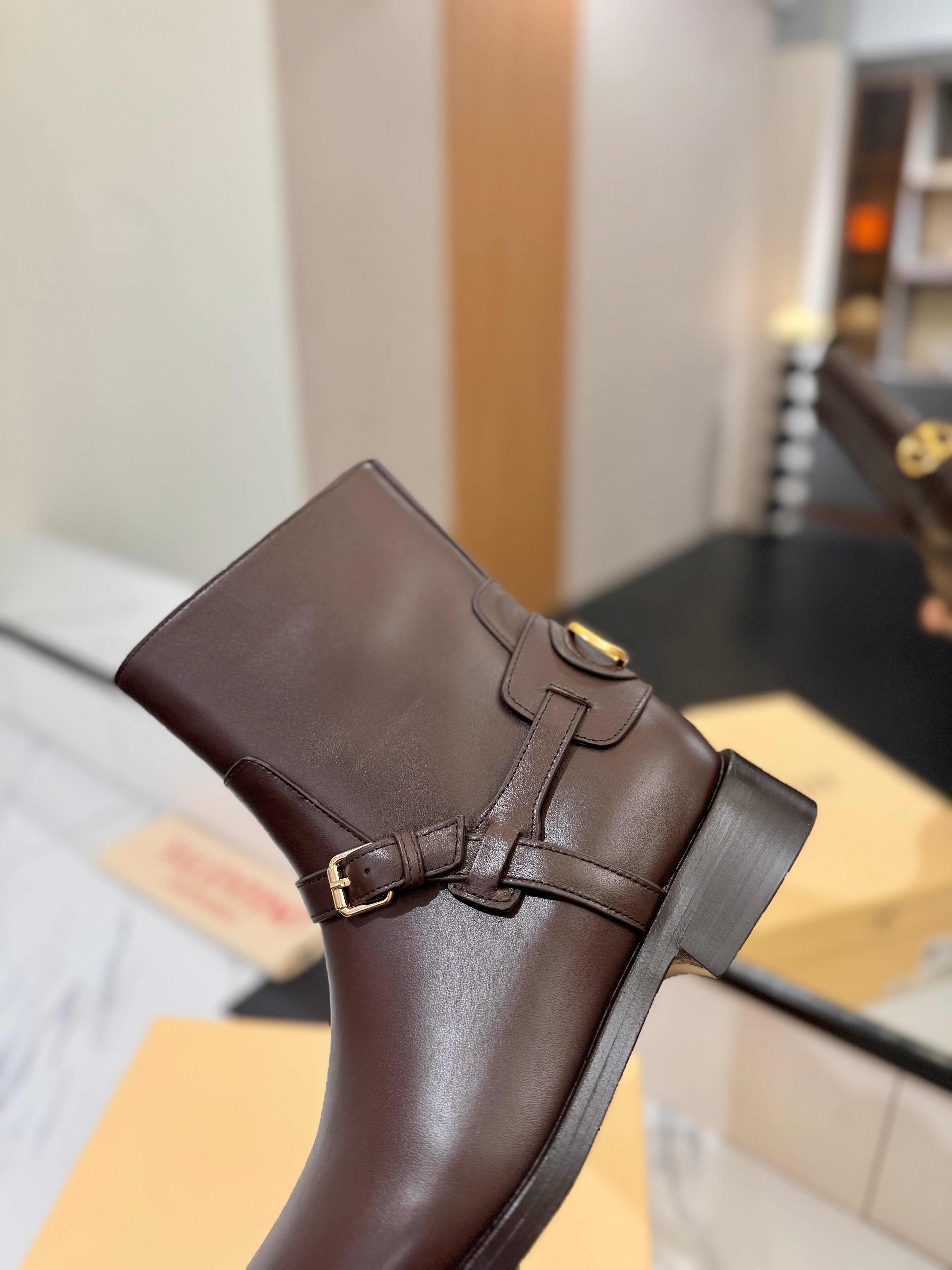 Valentino 2025 Pattie Boot Dark Brown Calfskin 560748