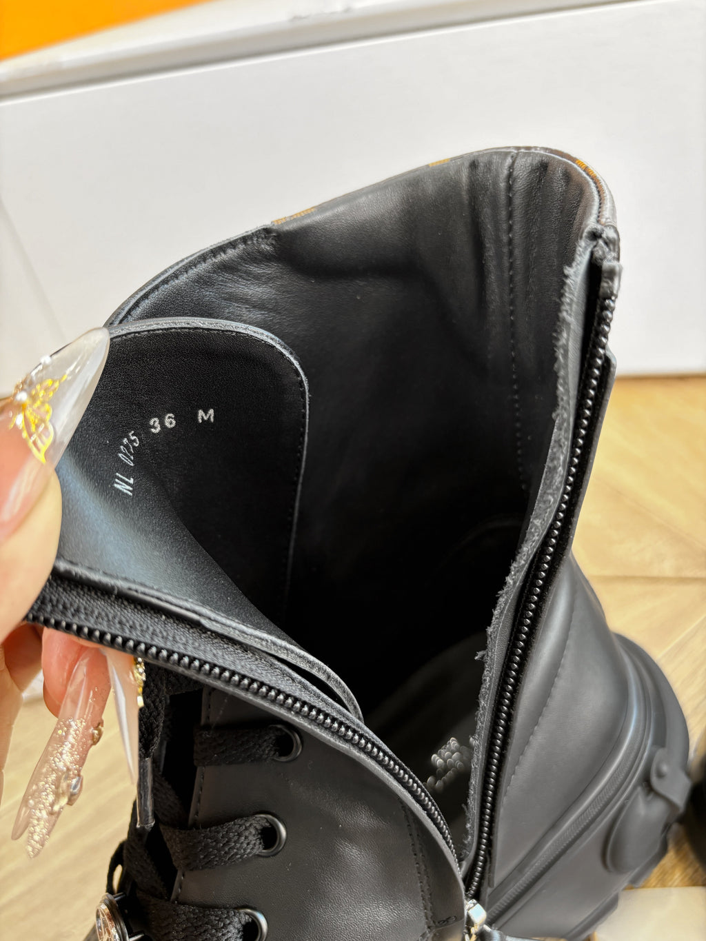 Lv Laureate Desert Boots Black Cowhide 548797