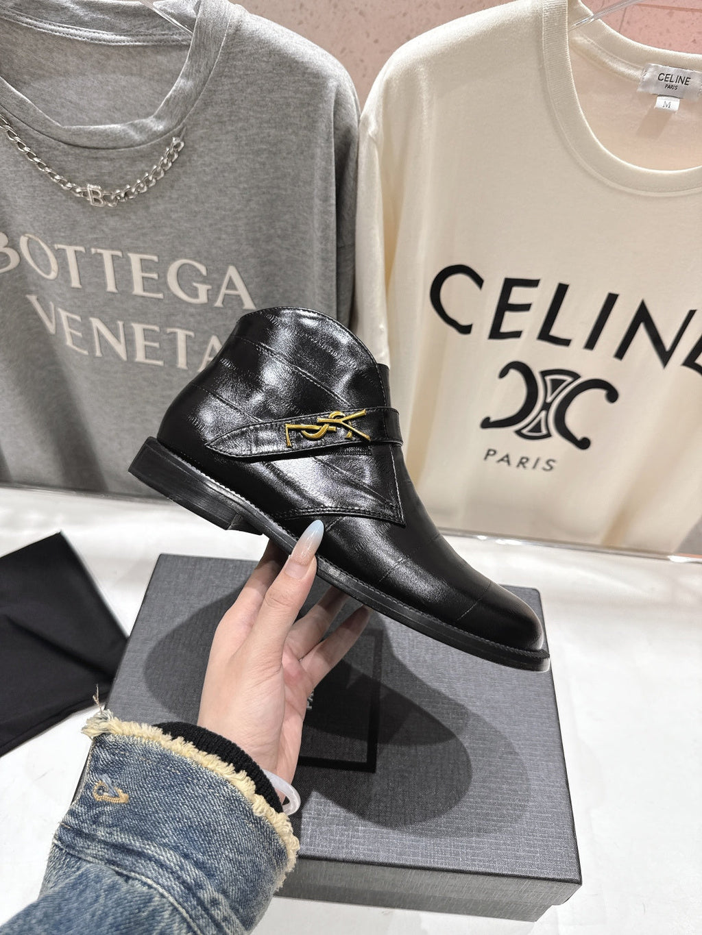 YSL 2025 Brogue Chelsea Ankle Boots Loafer Black Cowhide 567586