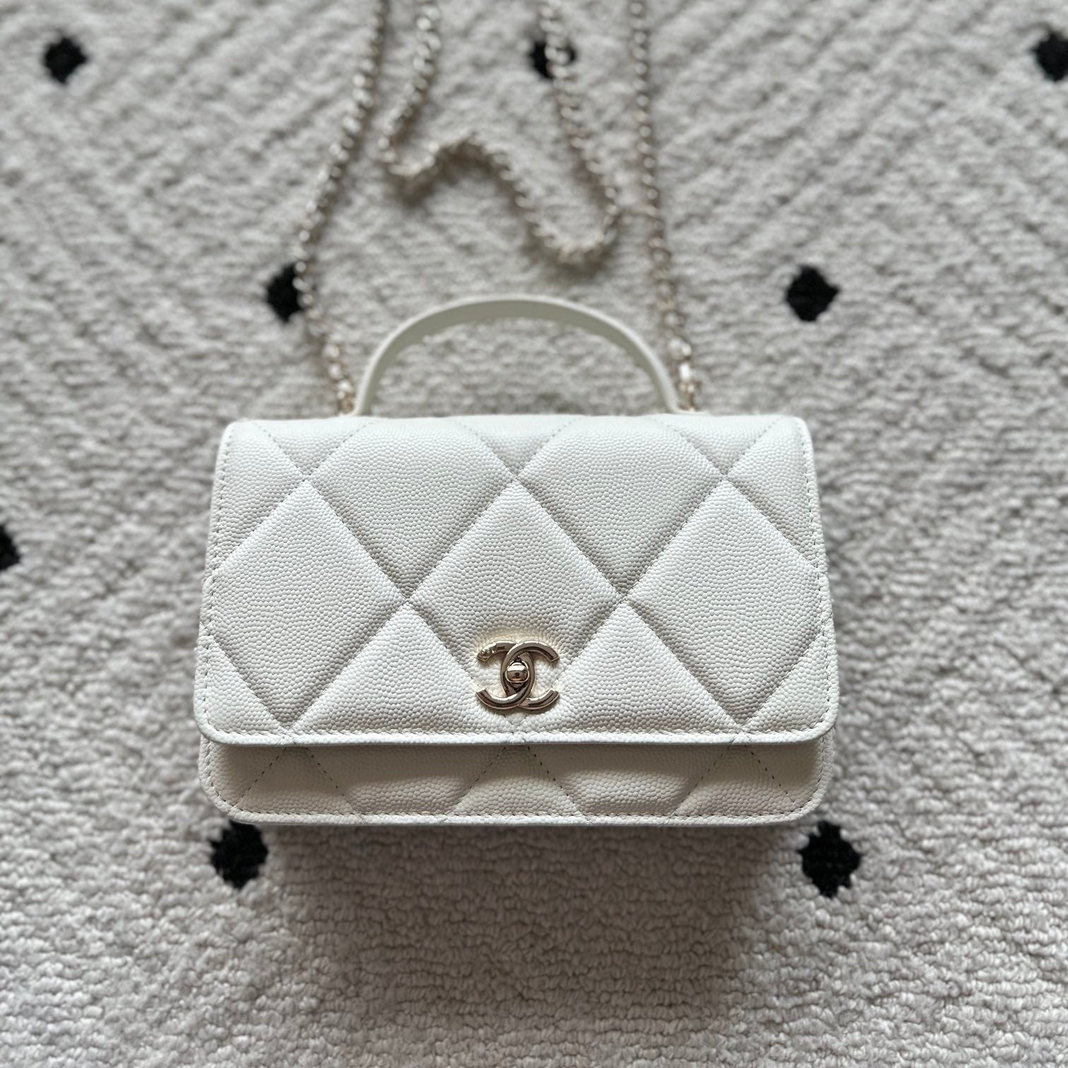 Chanel 2025 Trendy CC Wallet on Chain 19cm Bag White Caviar Leather 320292