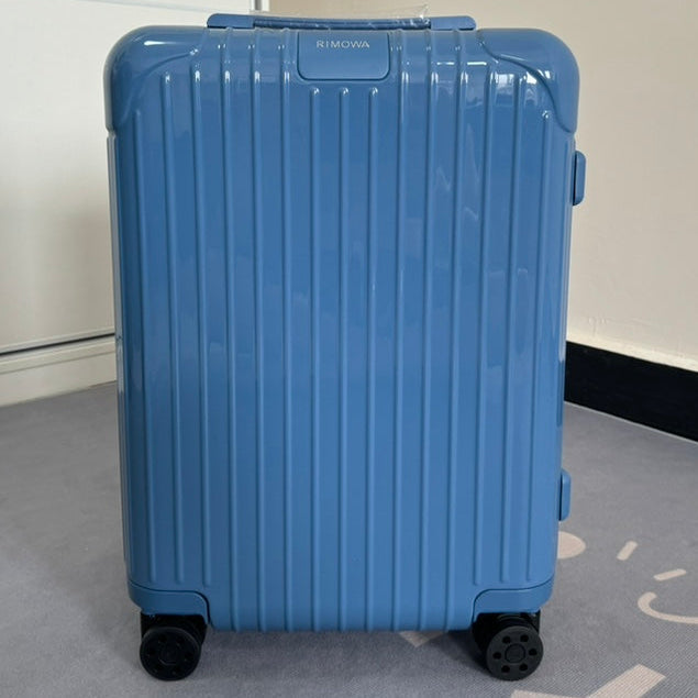Rimowa 2025 Essential Suitcase Lake Blue Polycarbonate 274075