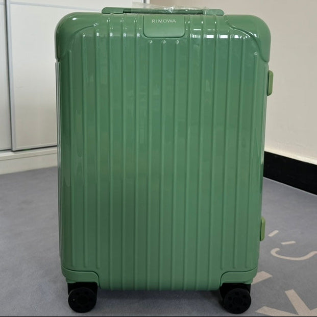 Rimowa 2025 Essential Suitcase Sage Green Polycarbonate 274081