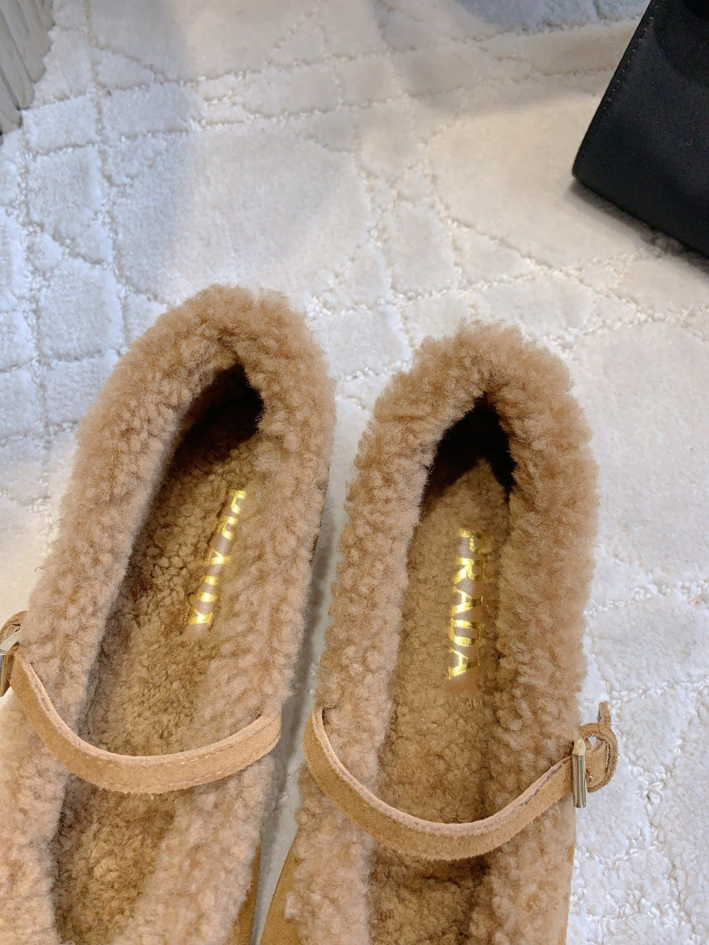 Pra 2025 Fur-lined Flat Tan Suede Wool 557121