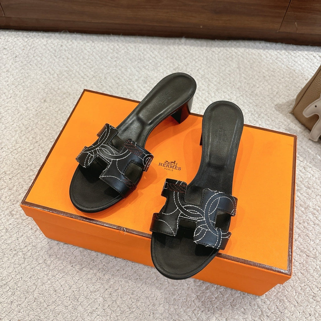 HM Oasis Sandals Black Embroidery Pattern Cowhide 544096