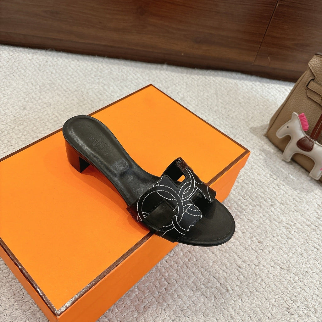 HM Oasis Sandals Black Embroidery Pattern Cowhide 544096