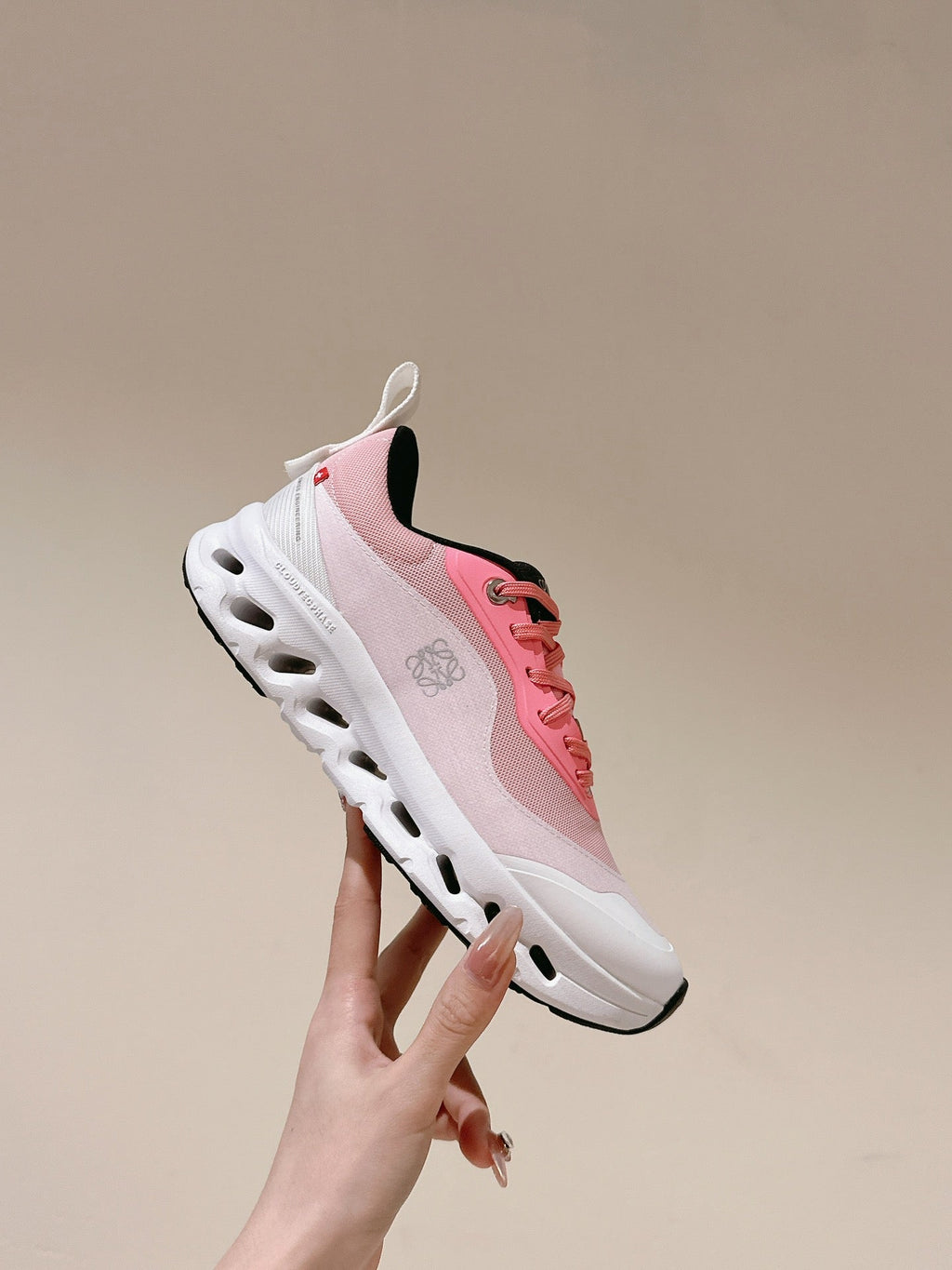 Loewe 2025 x Running Cloudtilt2.0 Sneaker White Pink Mesh Rubber 556020