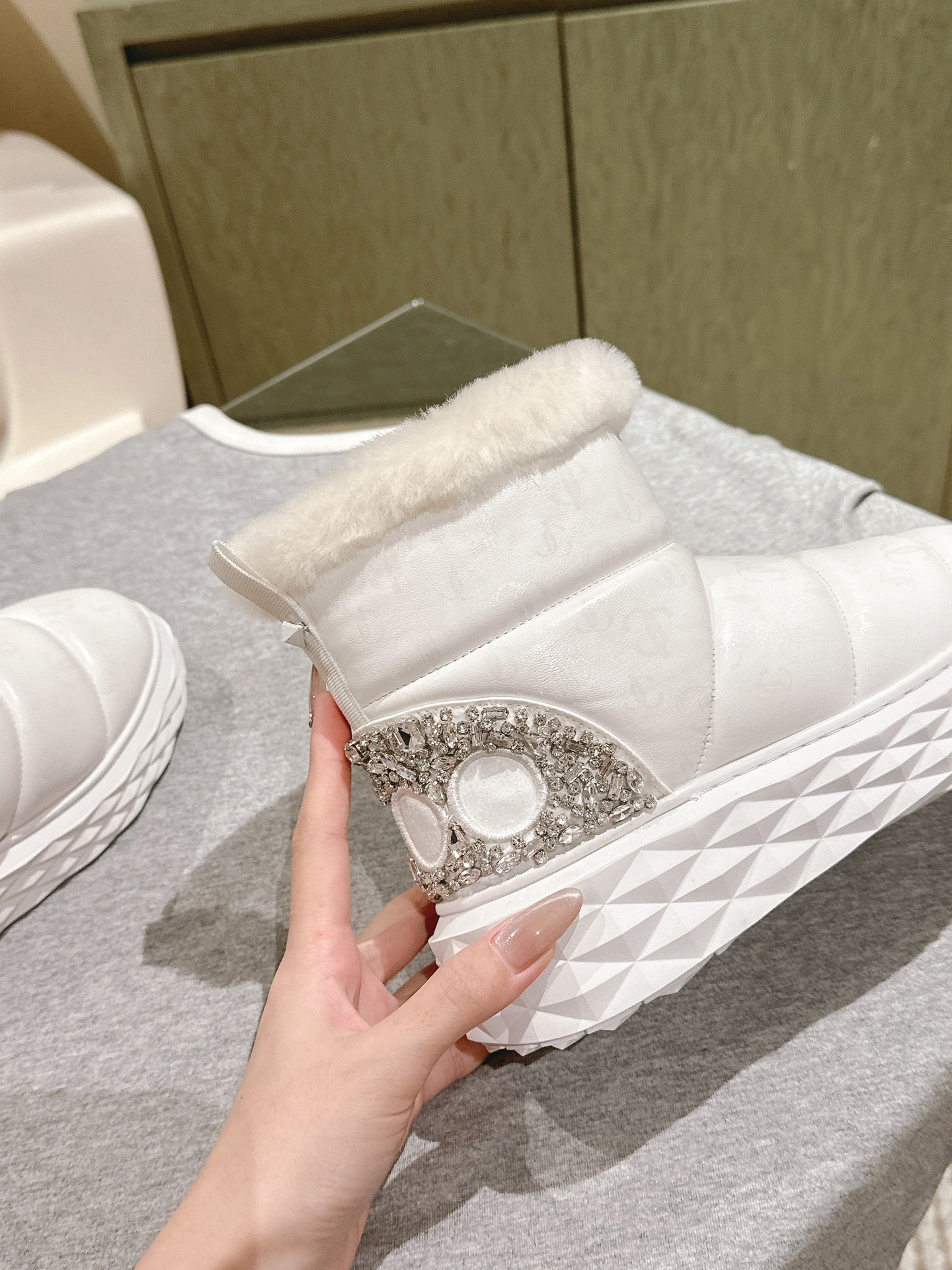 Jimmy Xan Toffee Ankle Boots with Crystals White Shearling Leather 533014