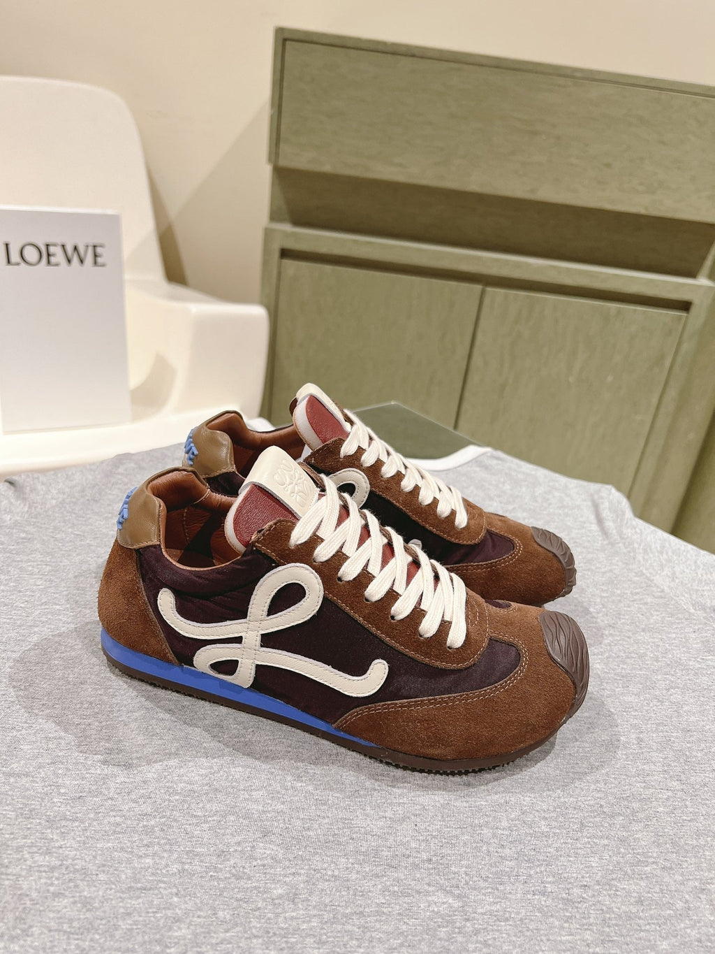 Loewe 2025 Ballet Runner 2.0 Sneaker Brown White Suede 556040