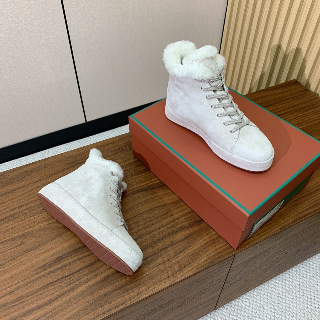 LP Winter Nuages Ankle Boot Pale Gray Fur Suede 550810