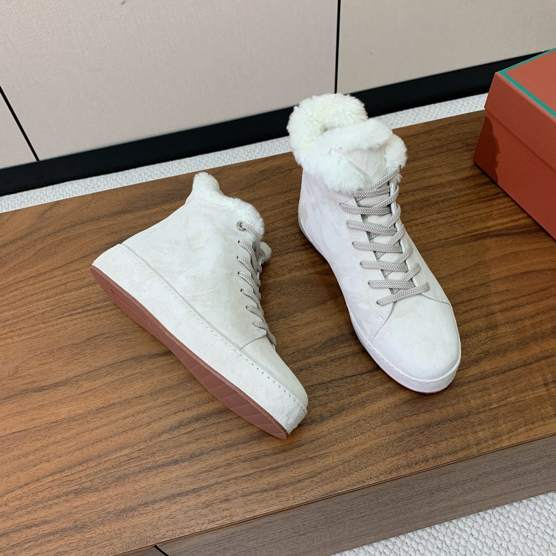 LP Winter Nuages Ankle Boot Pale Gray Fur Suede 550810