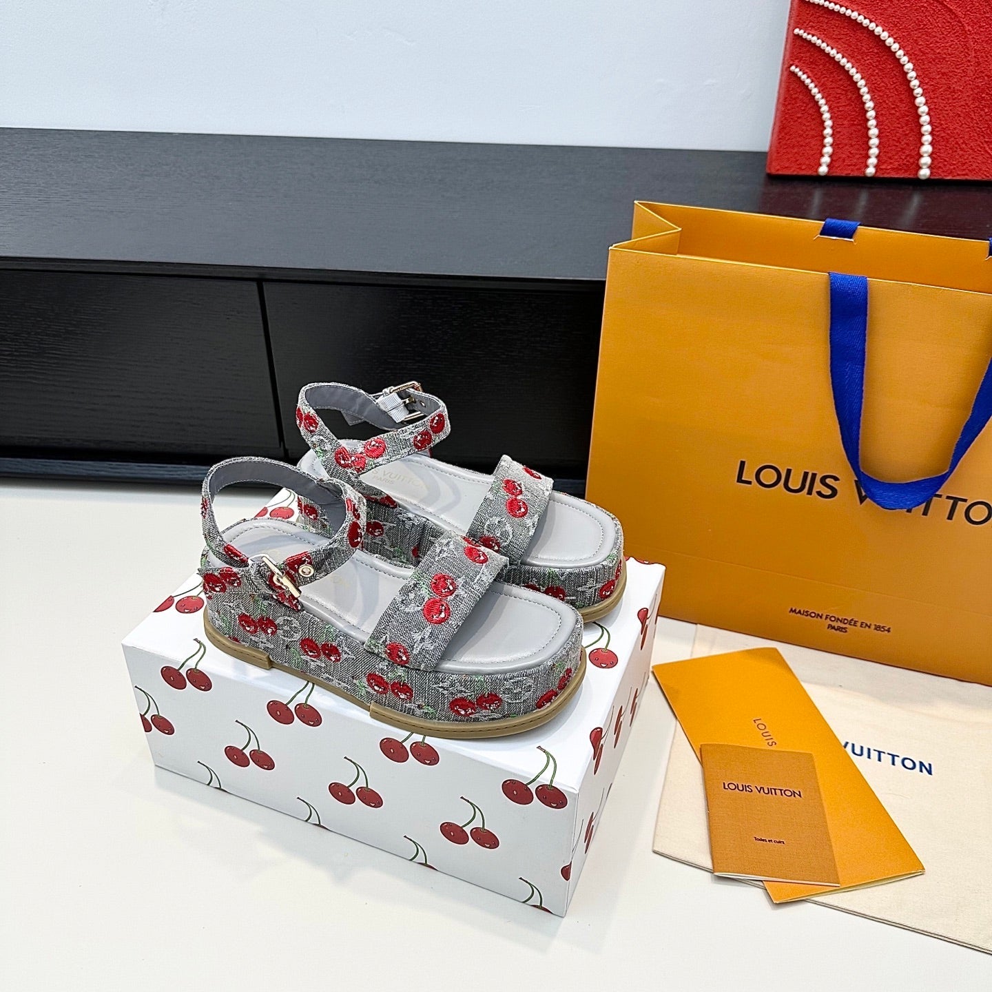 LV Maya Platform Sandals Cherry Motif 6cm Grey Cowhide Denim 572496