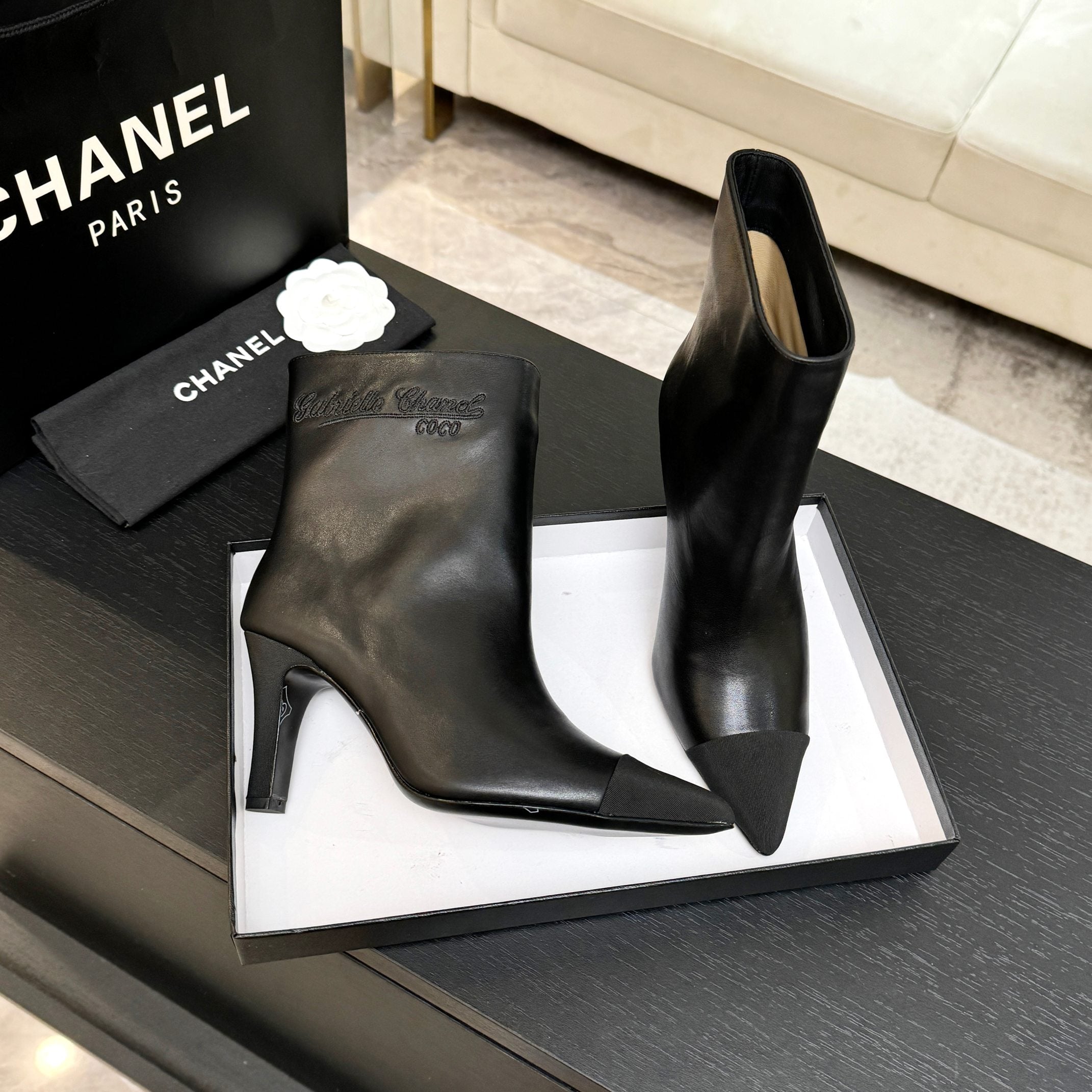 CC Gabrielle Chanel Ankle Boots 8.5cm Black Sheepskin Black Fabric