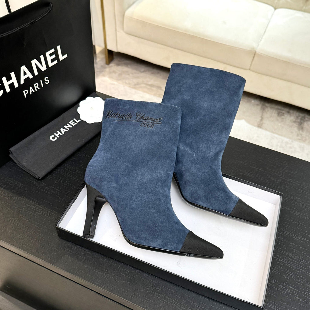 CC Gabrielle Chanel Ankle Boots 8.5cm Dark Blue Suede Black Fabric