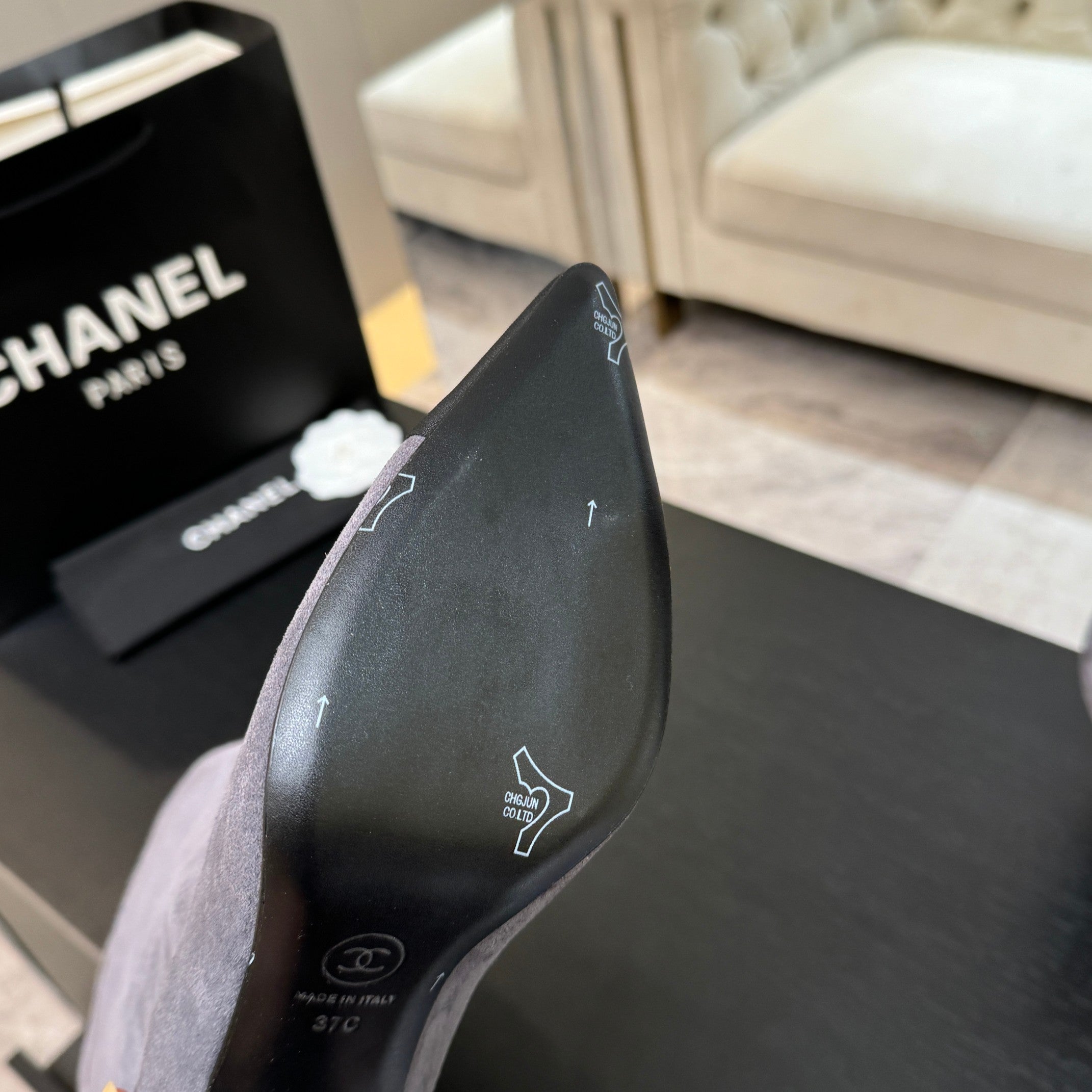 CC Gabrielle Chanel Boots 8.5cm Purple-Grey Suede Black Fabric