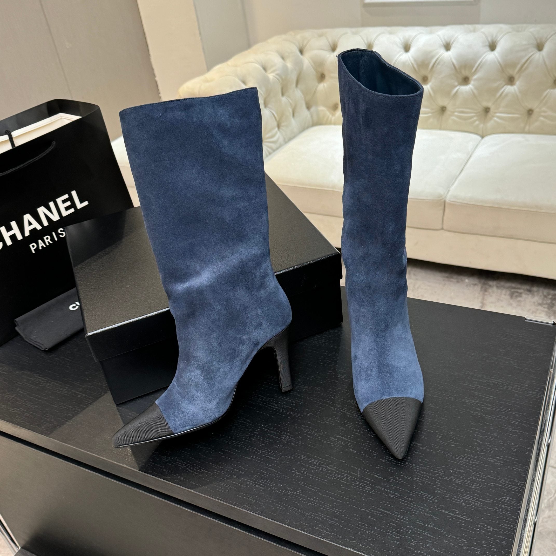 CC Gabrielle Chanel Boots 8.5cm Dark Blue Suede Black Fabric