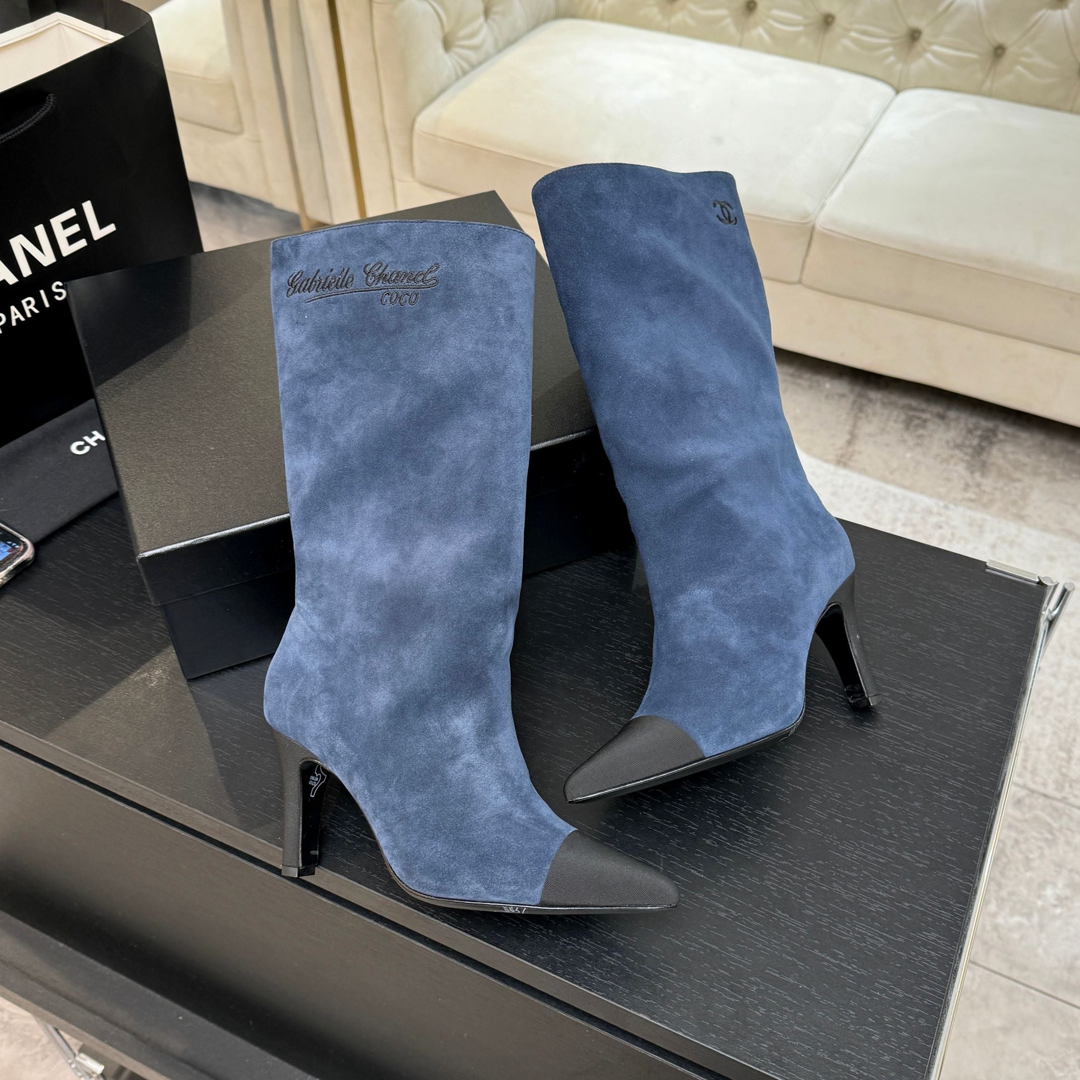 CC Gabrielle Chanel Boots 8.5cm Dark Blue Suede Black Fabric