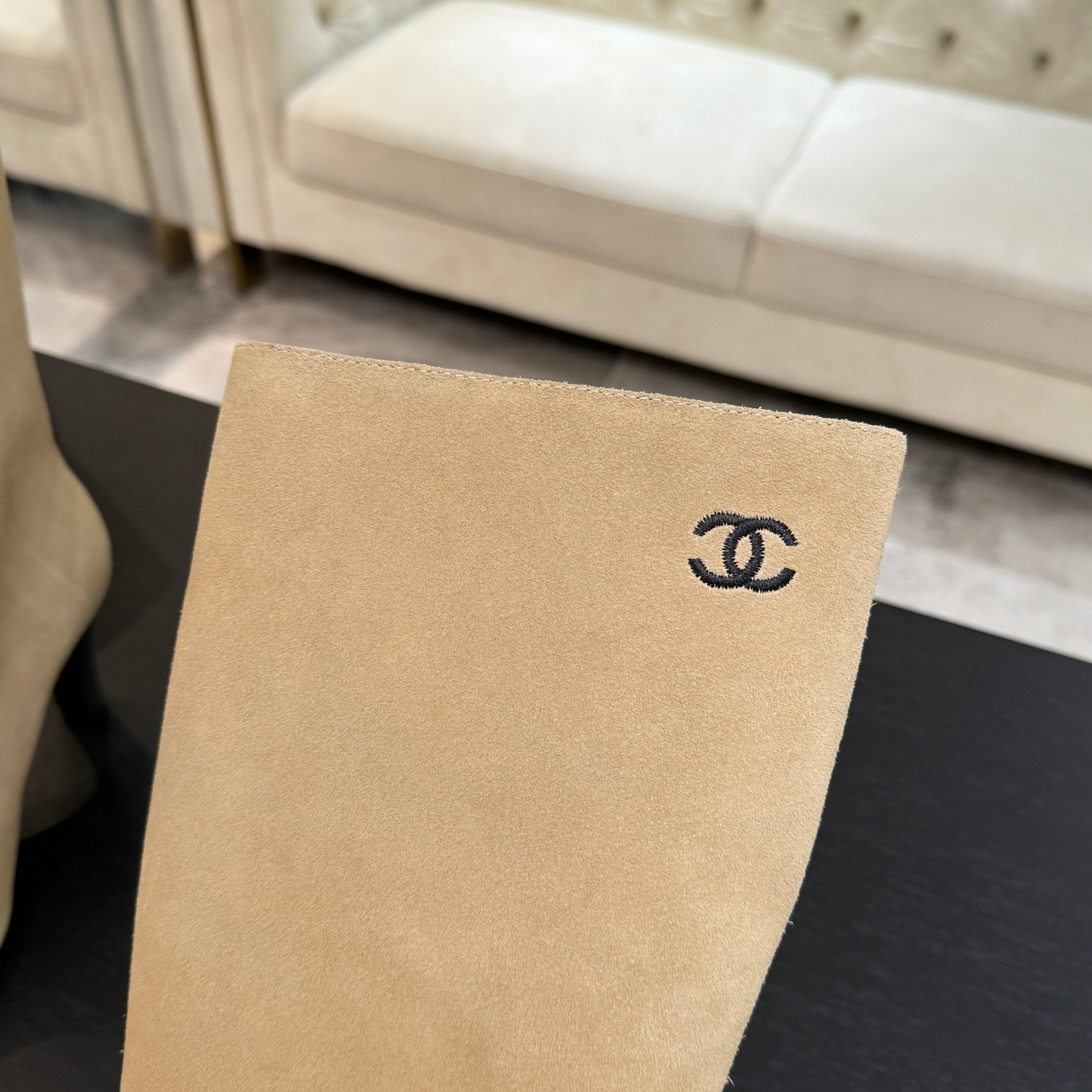 CC Gabrielle Chanel Boots 8.5cm Beige Suede Black Fabric