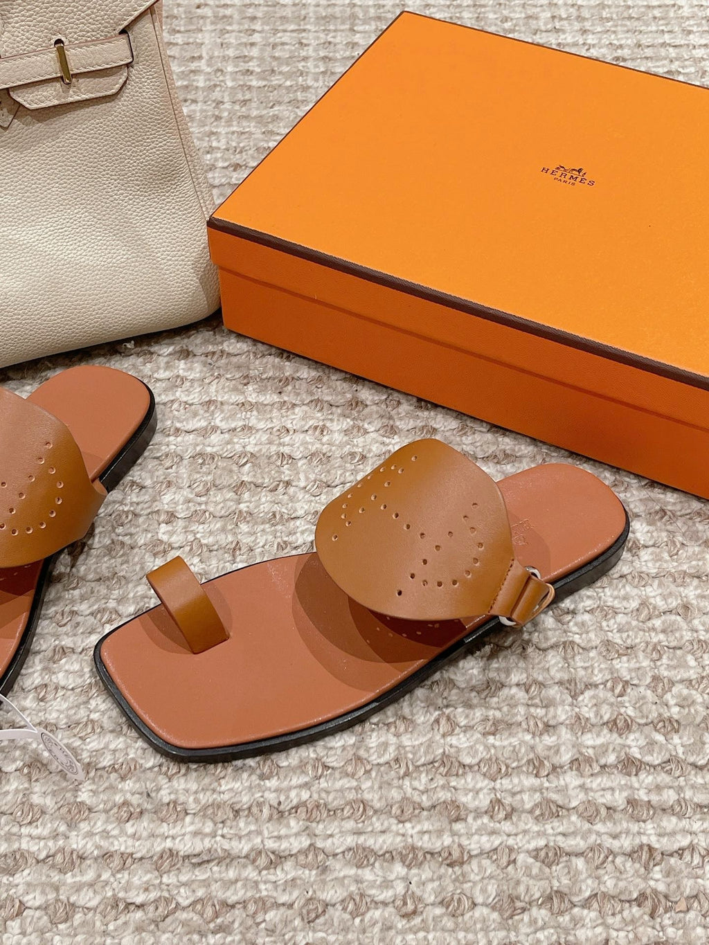 HM Hera Sandal Brown Cowhide 544537