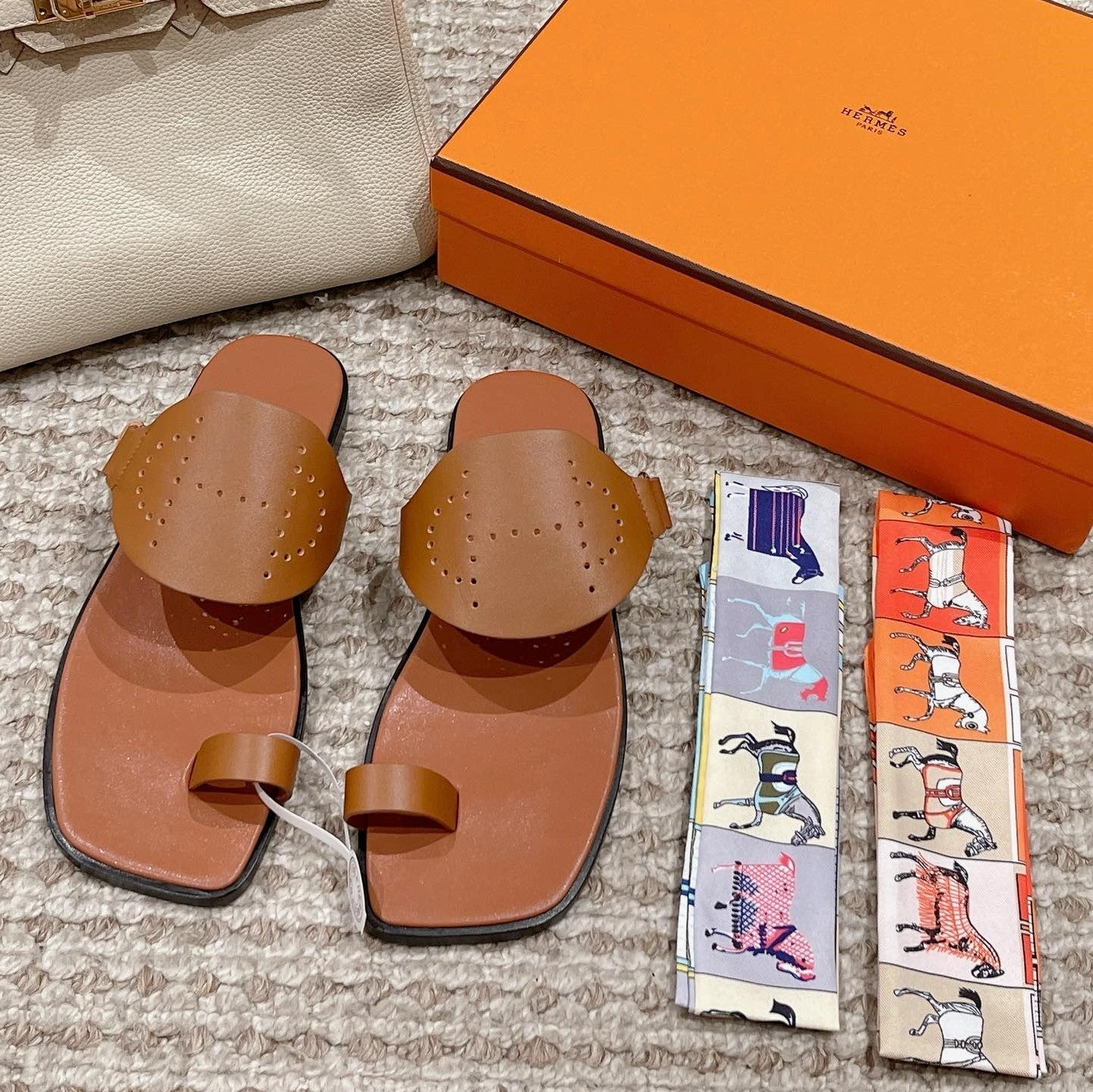 HM Hera Sandal Brown Cowhide 544537