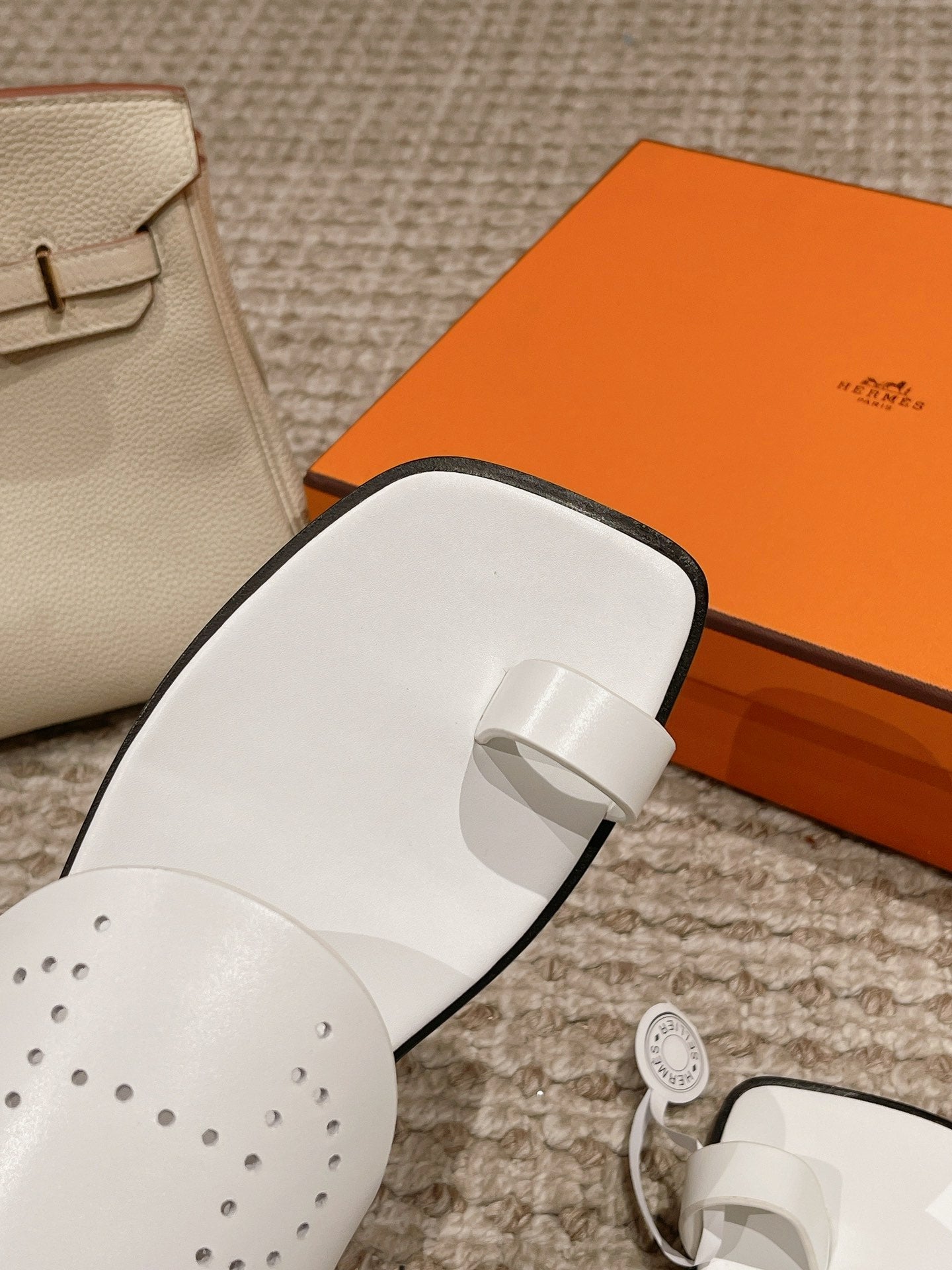 HM Hera Sandal White Cowhide 544539