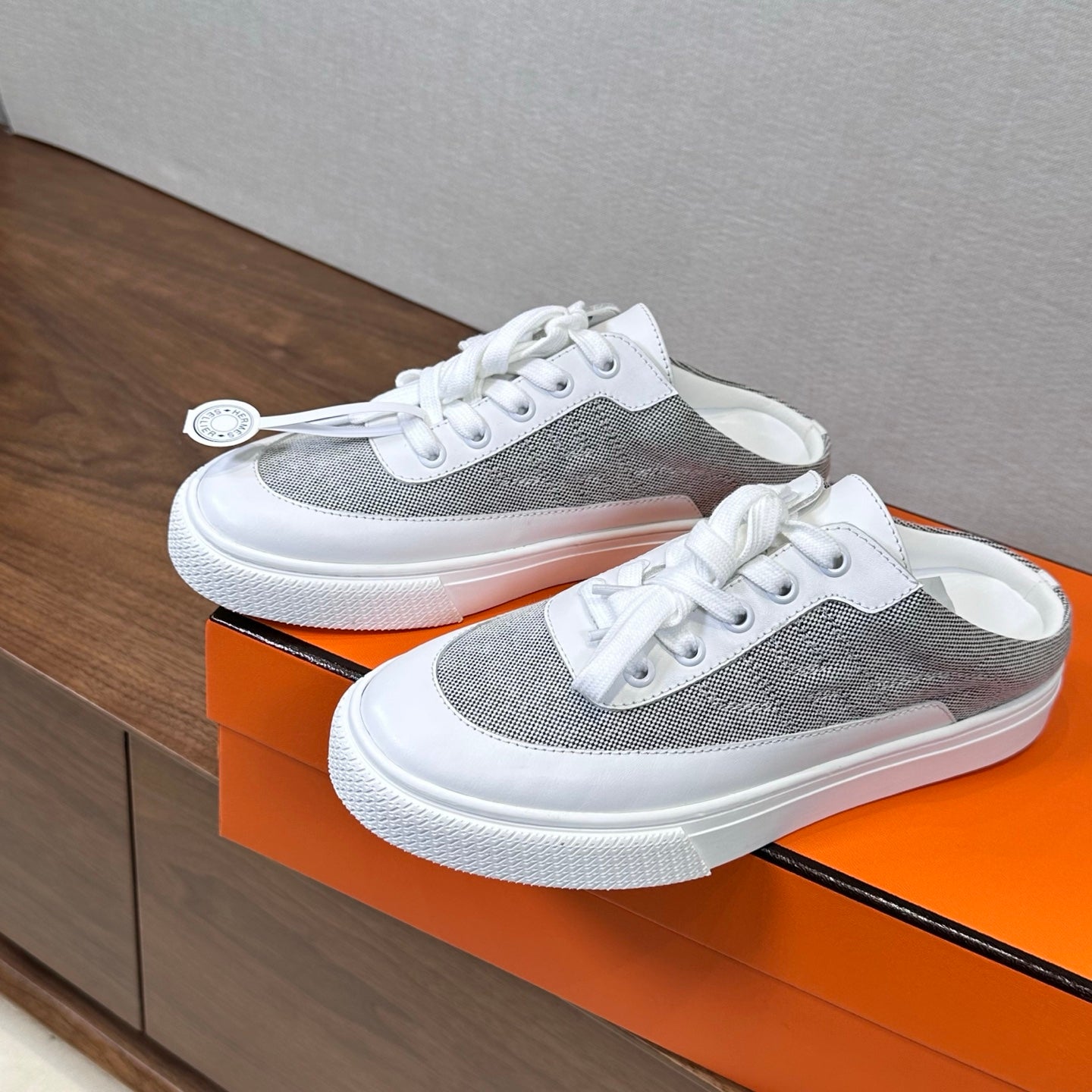 HM Deep Sneaker Dark Blue Gray Cowhide 543798