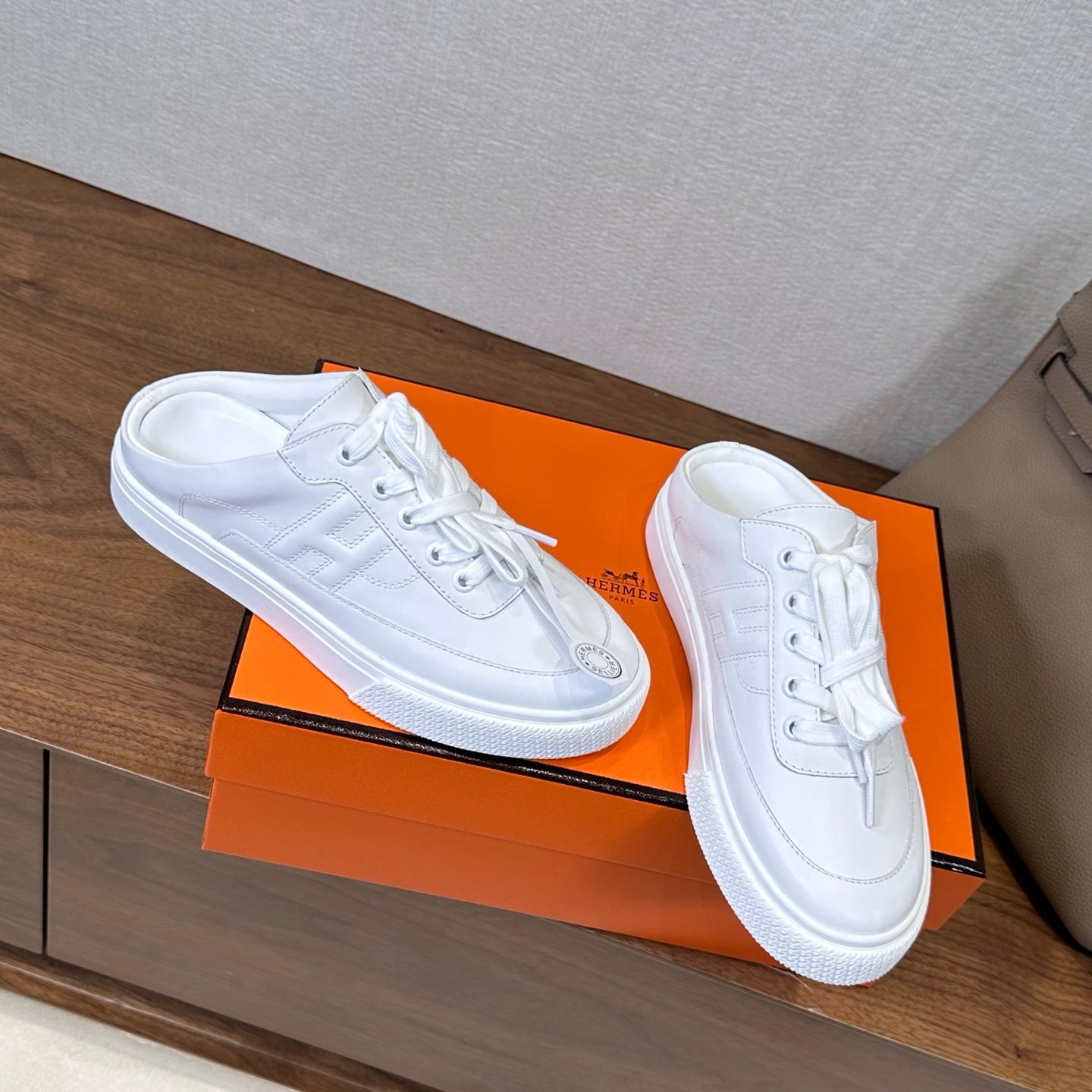 HM Deep Sneaker White Cowhide 543799