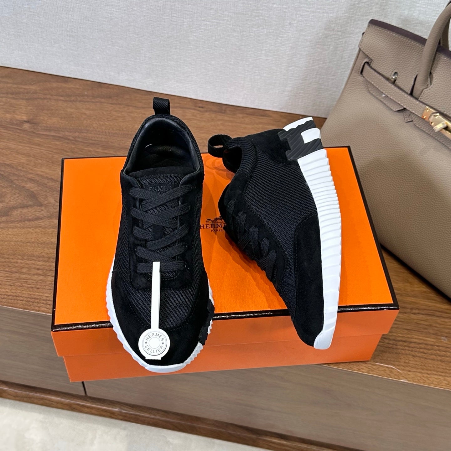 HM 26S Bouncing Sneaker In Black mix White Suede Mesh 543807