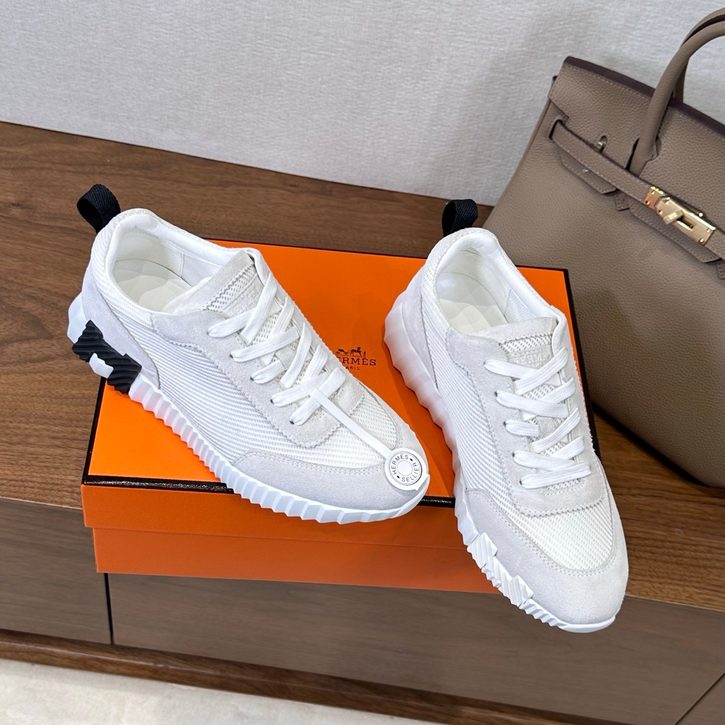 HM 26S Bouncing Sneaker In Grey mix White Suede Mesh 543808