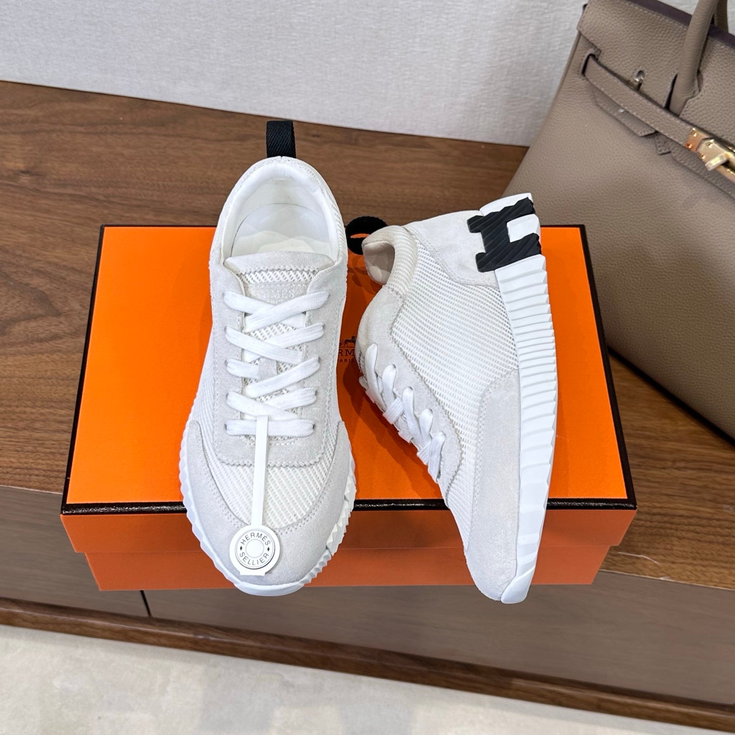 HM 26S Bouncing Sneaker In Grey mix White Suede Mesh 543808