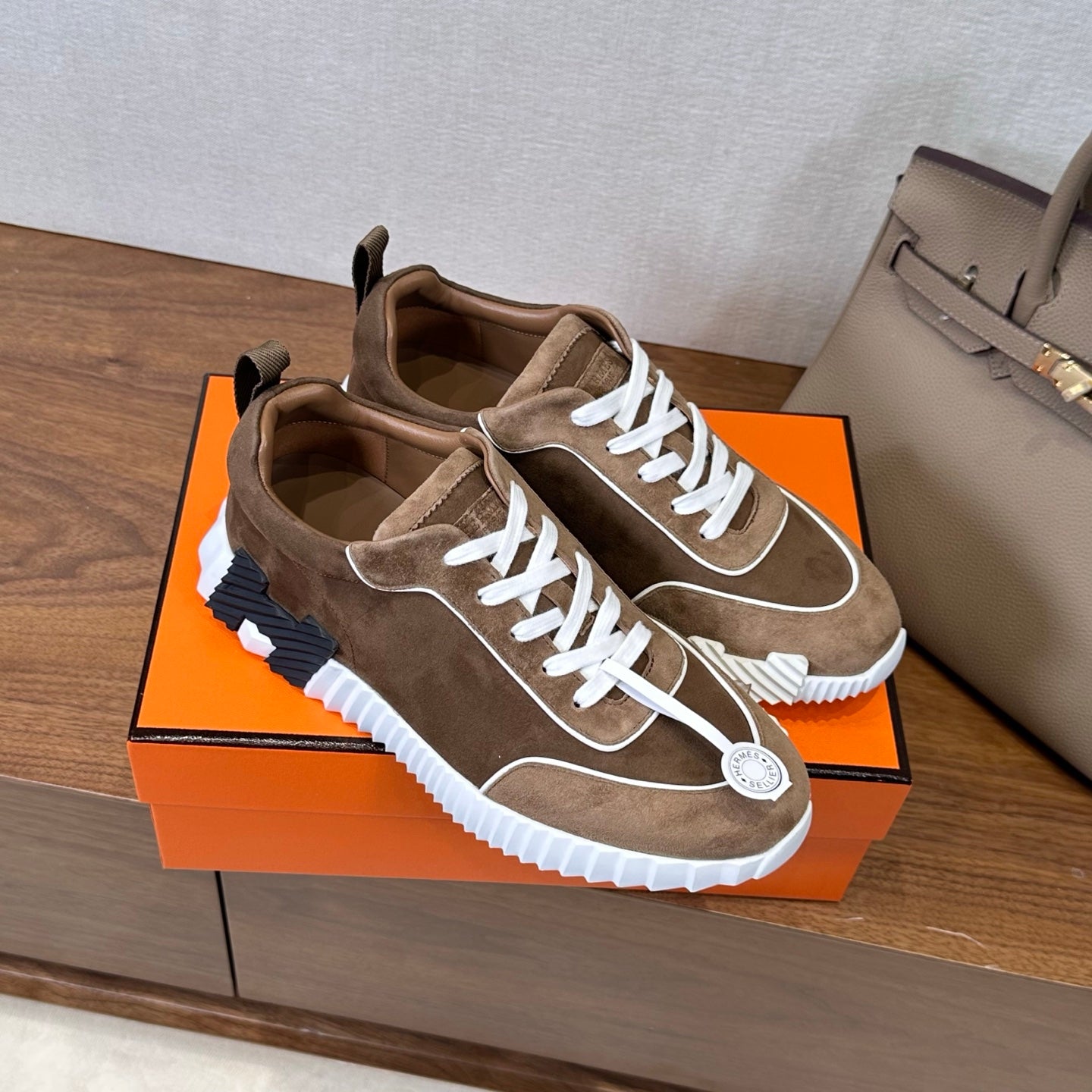 HM 26S Bouncing Sneaker In Brown mix White Suede 543812