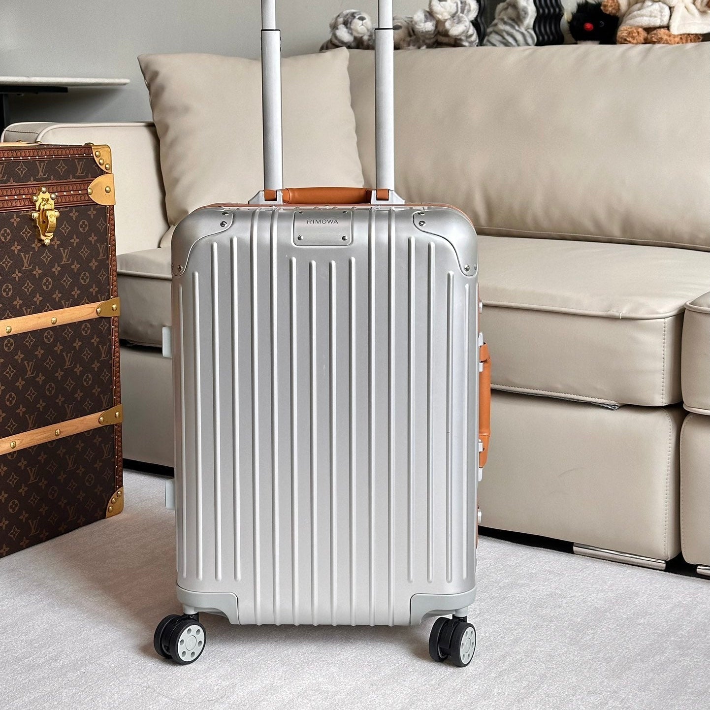 Rimowa 2025 Cabin Twist Suitcase 21inch Silver Brown Aluminum 273828