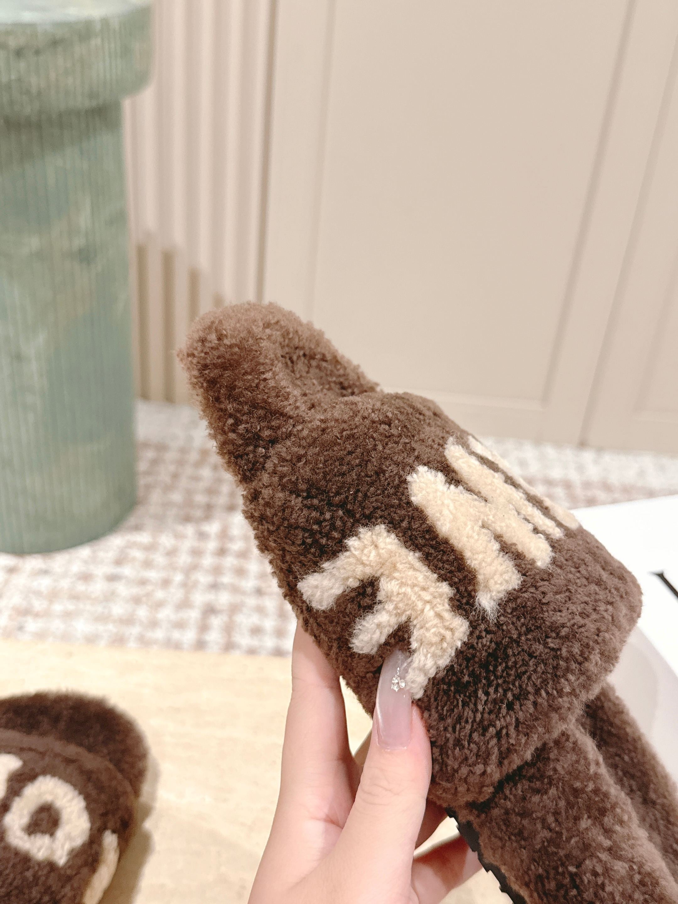 Loewe 2025 Fur Slipper Brown Beige Wool 556013