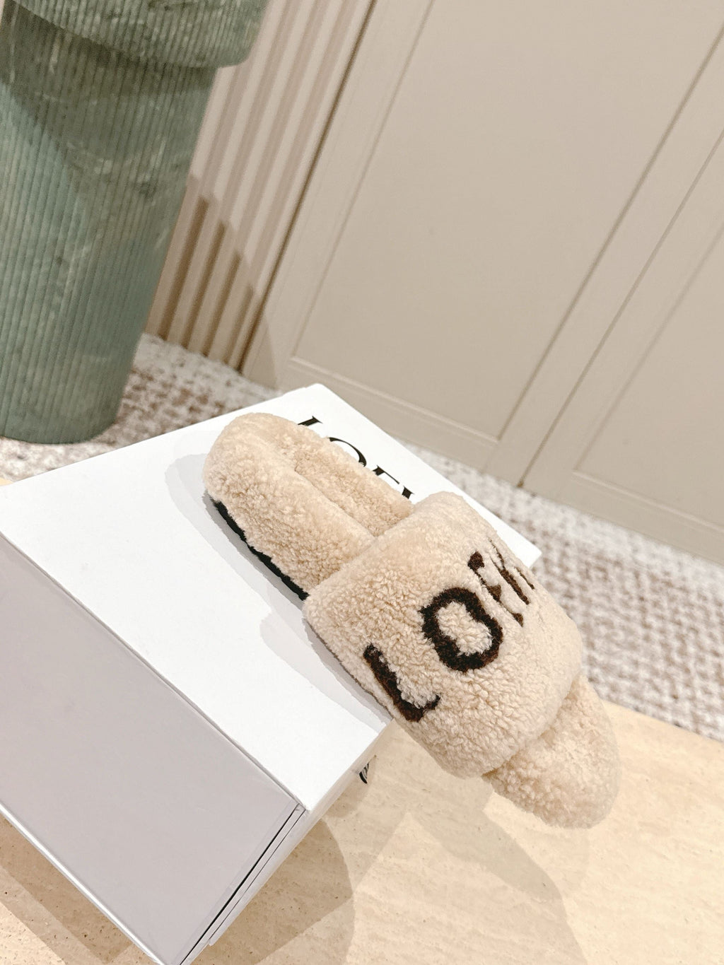 Loewe 2025 Fur Slipper Beige Wool 556017