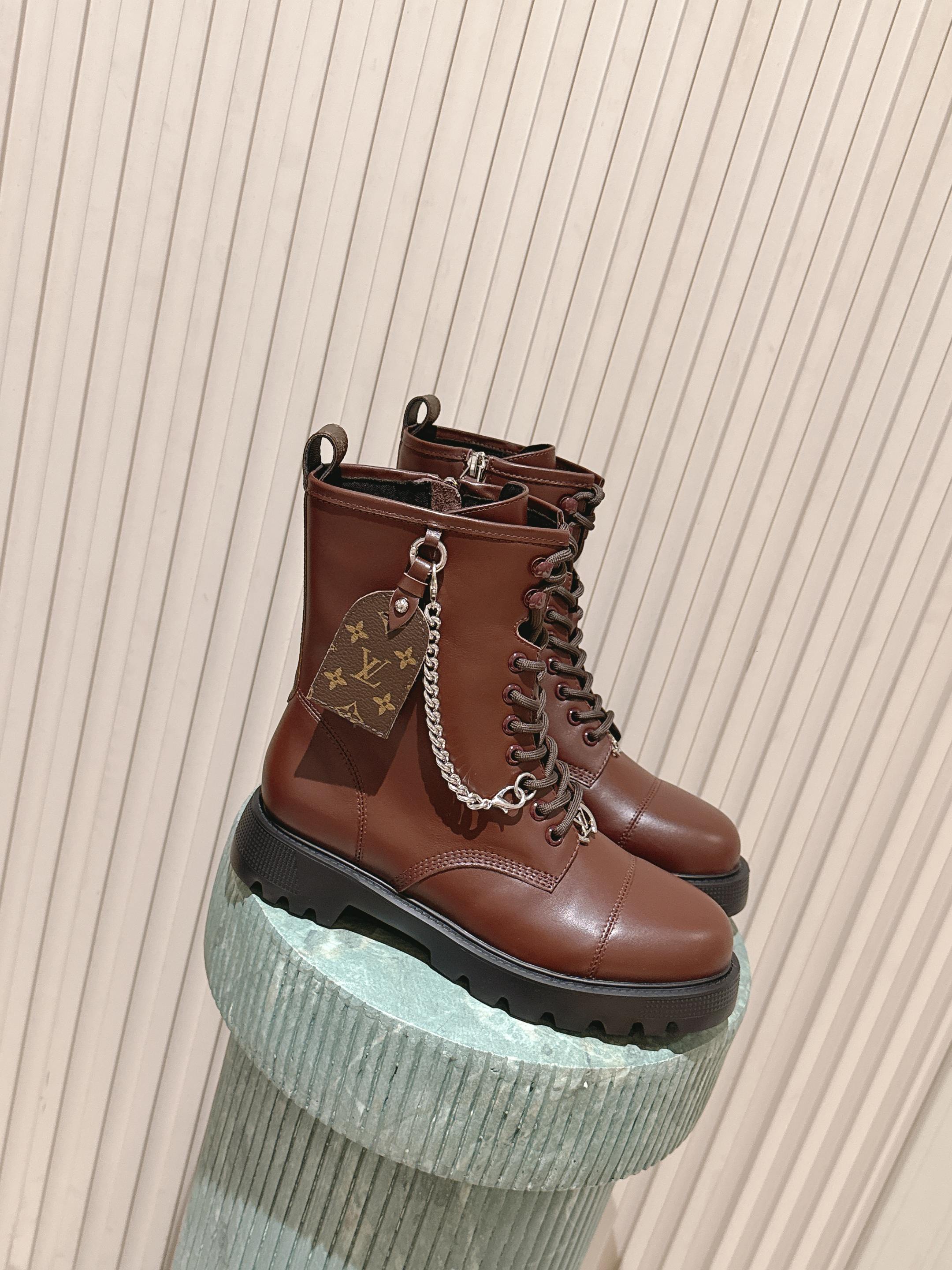 LV District Ranger Ankle Boot Brown Plain Calf Leather 555686