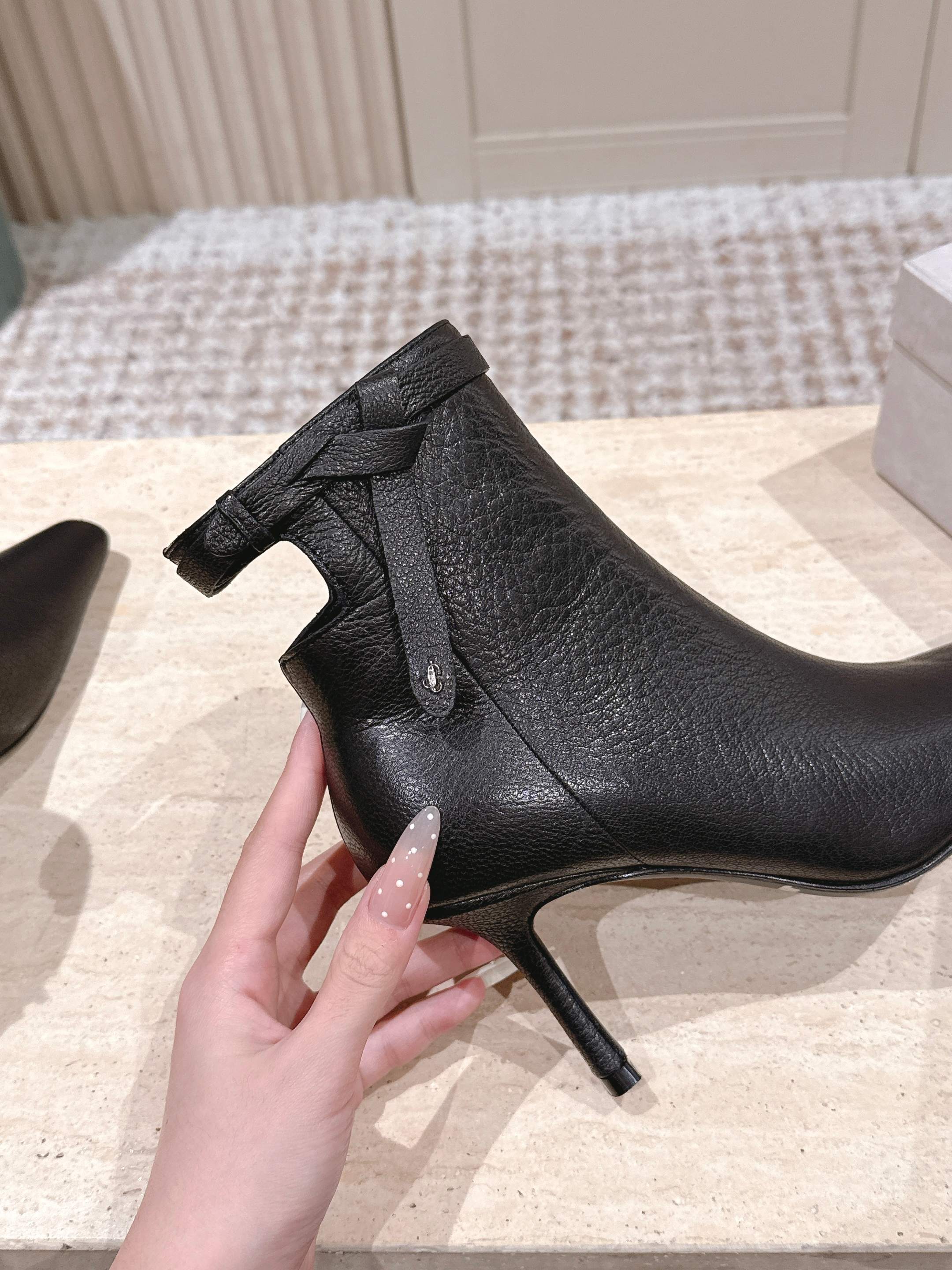 Jimmy Camie Ankle Boot 80 Black Leather 533023