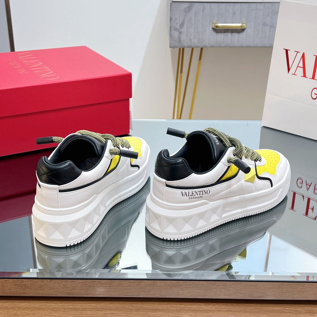 VT 2025 Garavani Sneakers White Black Yellow Cowhide 546976